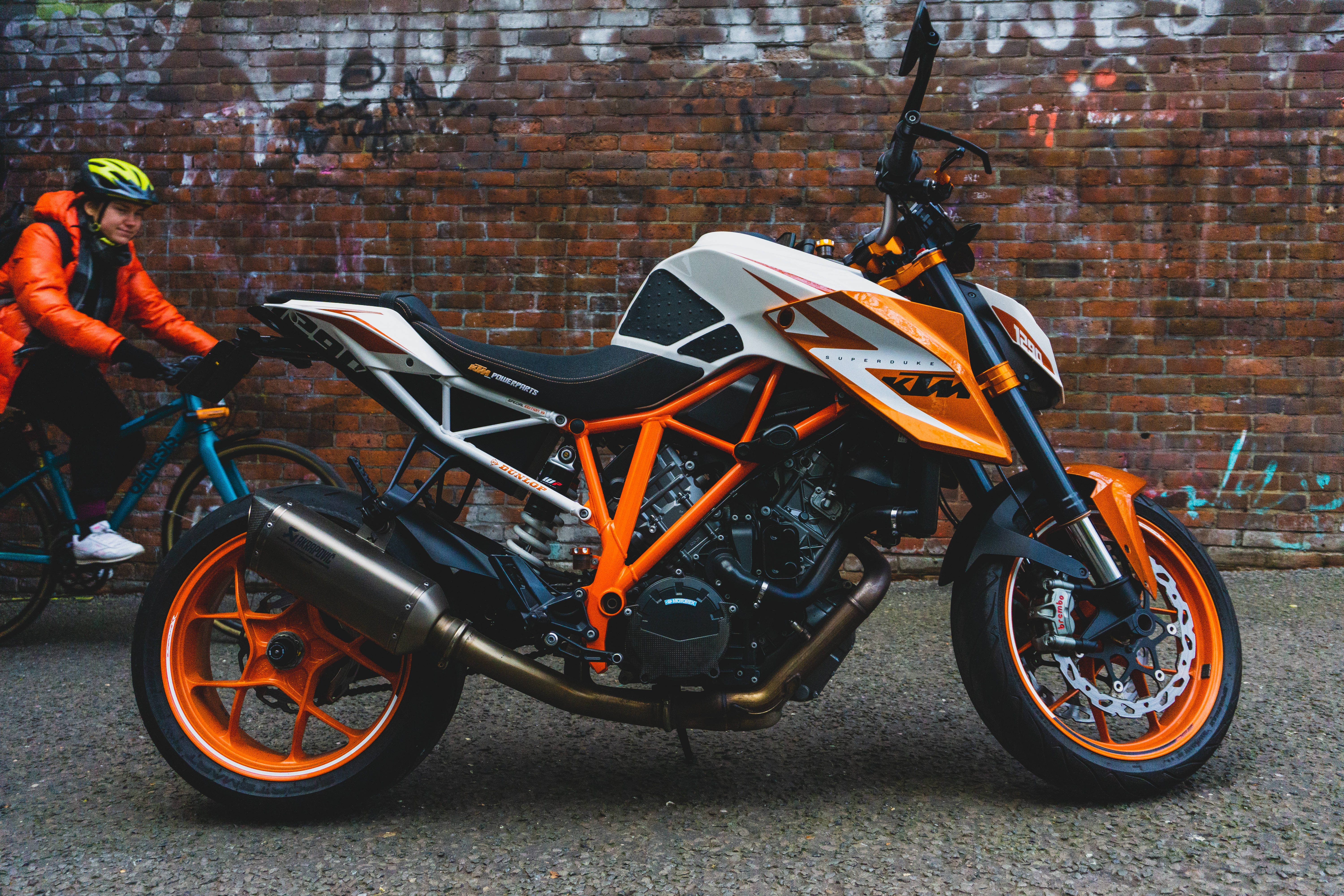 KTM Duke 200, orange and white, cyclist in orange gear, 5K Desktop Wallpaper