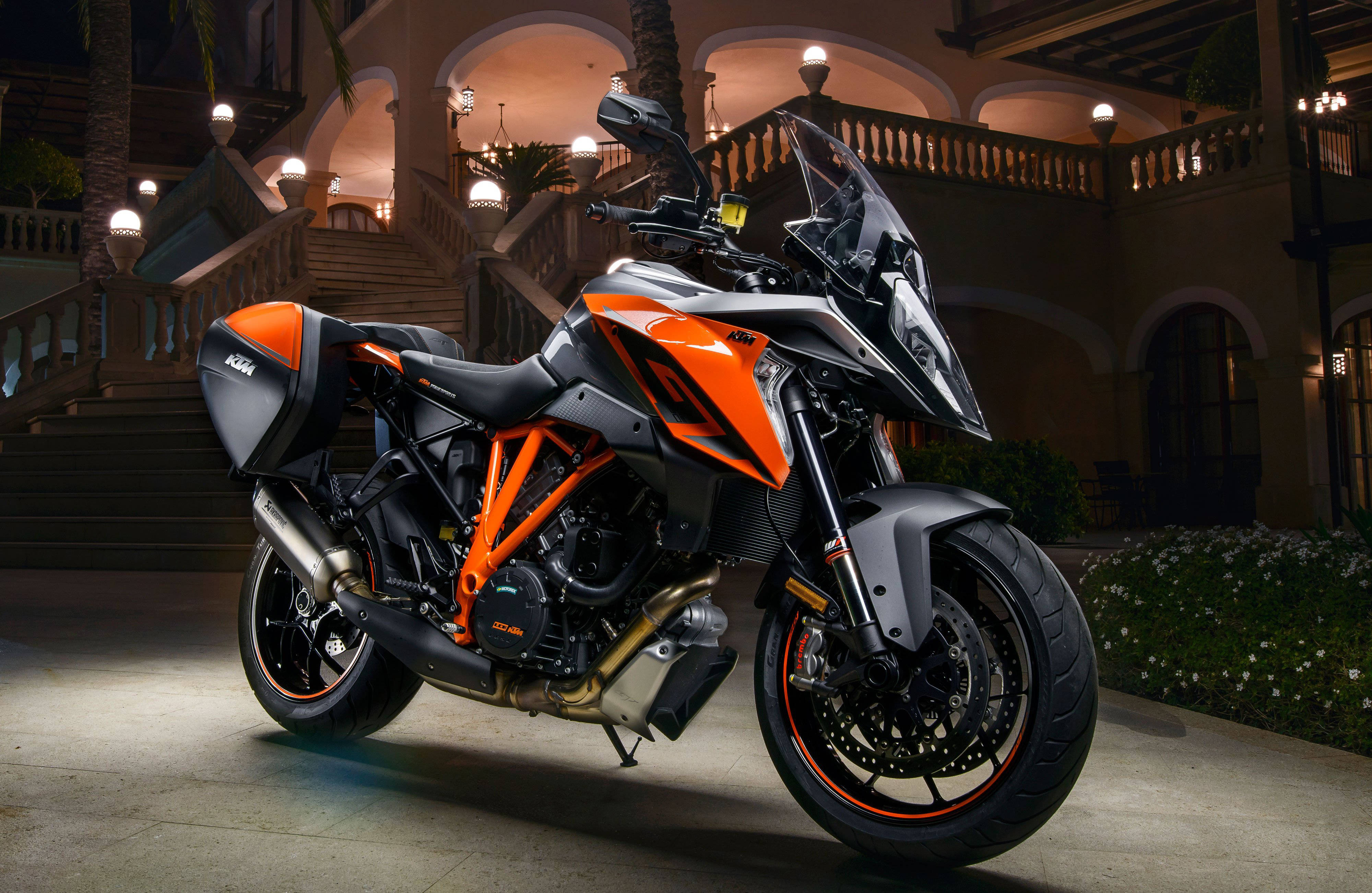 KTM Duke 200, orange and black, warm lights, 4K Desktop Wallpaper