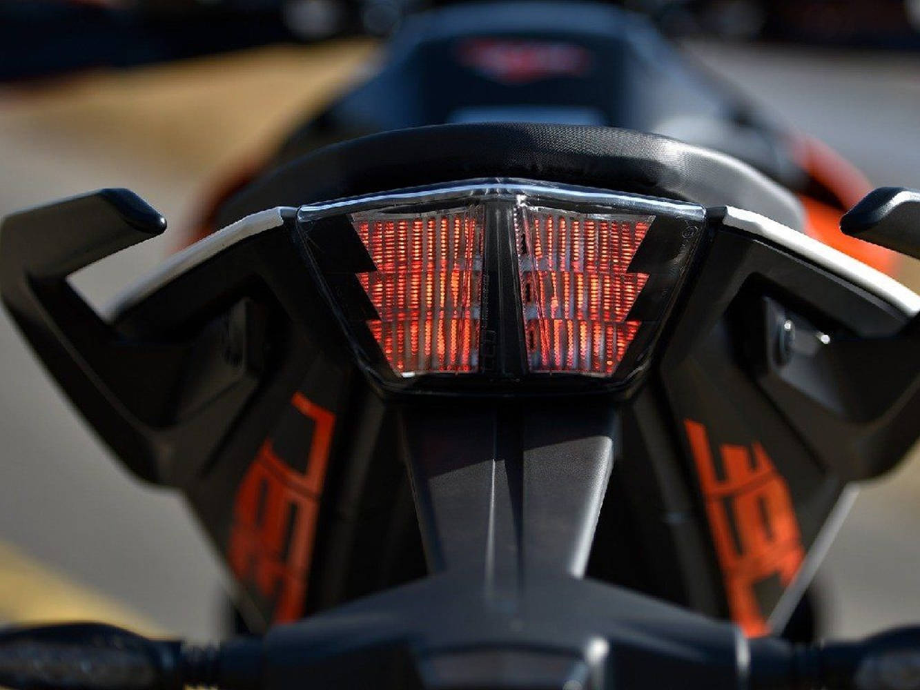 KTM Duke 390, taillight, glowing red, HD Desktop Wallpaper