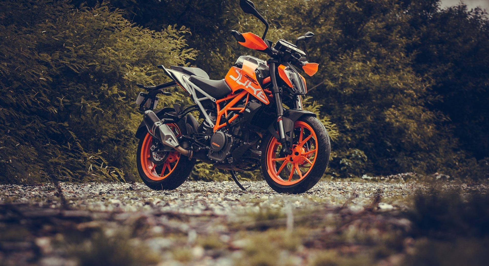KTM Duke 390, vibrant orange, gravel path, HD Desktop Wallpaper