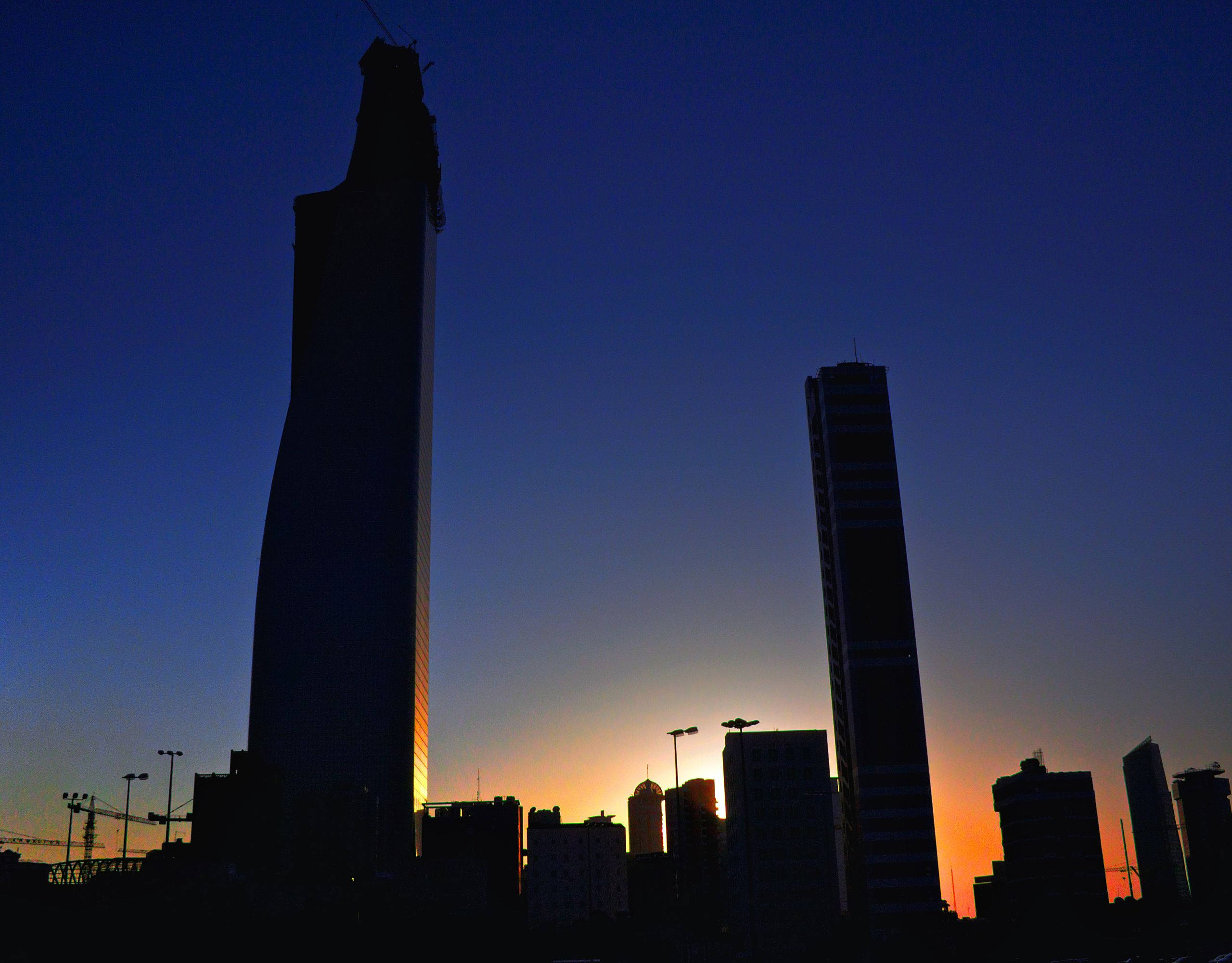 Kuwait, skyscrapers, twilight sky, 2K Desktop Wallpaper