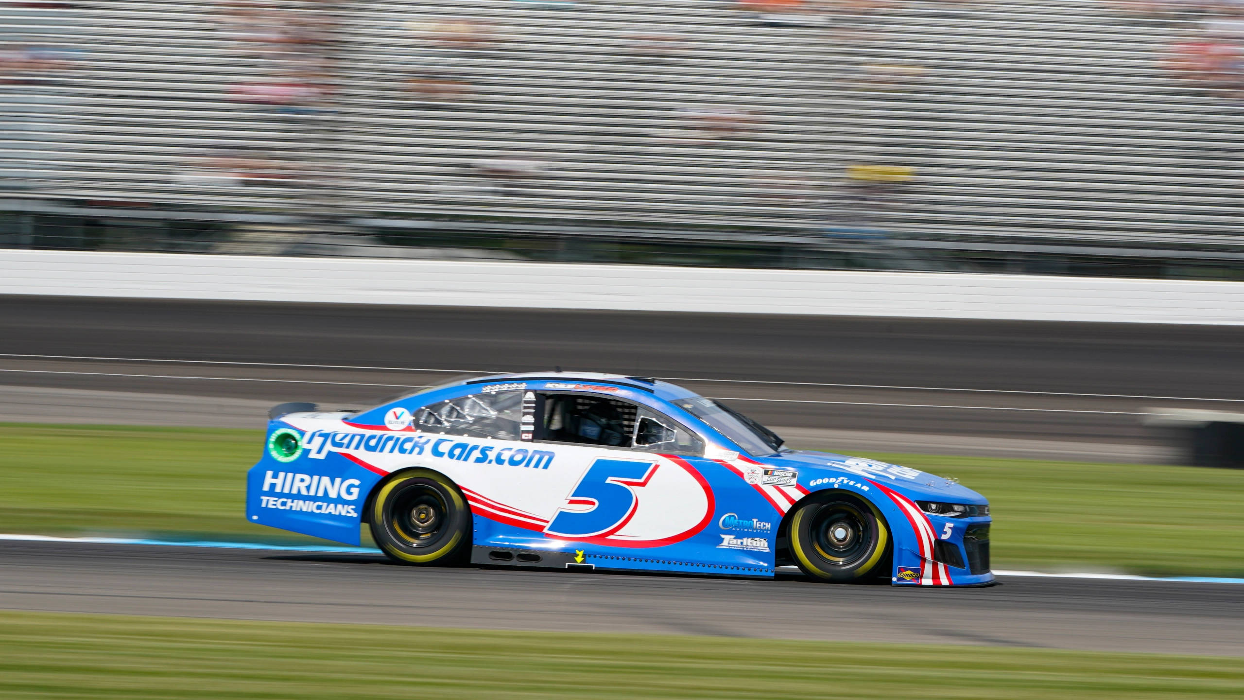 Kyle Larson, blue sports car, number 5, 2K Desktop Wallpaper