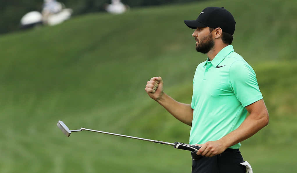 Kyle Stanley, bright green shirt, lush green golf course, SD Desktop Wallpaper