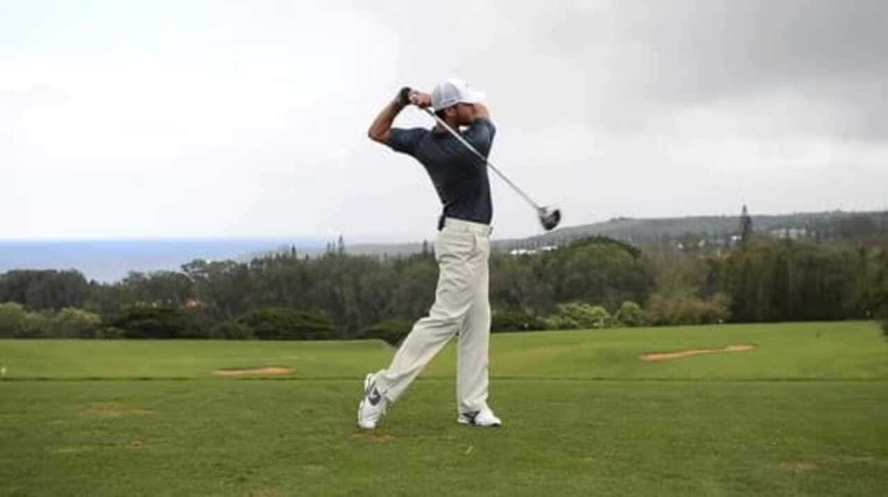 Kyle Stanley, swing stance, lush green course, HD Desktop Wallpaper