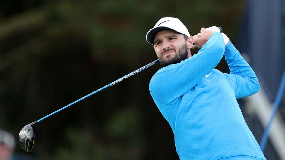 Kyle Stanley, blue shirt, white cap, SD Desktop Wallpaper