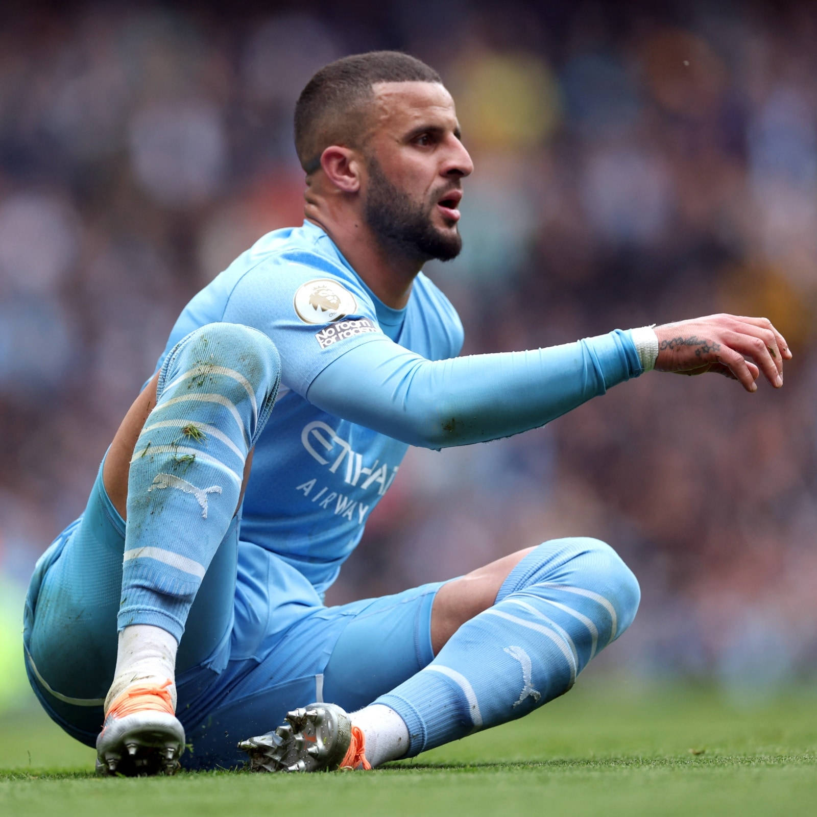 Kyle Walker, light blue kit, grass, HD Desktop Wallpaper