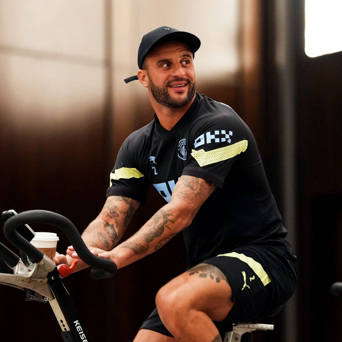 Kyle Walker, stationary bike, black athletic gear, SD Desktop Wallpaper