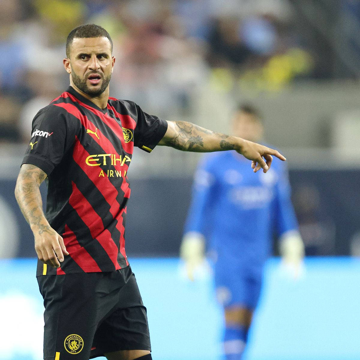 Kyle Walker, red and black striped jersey, stadium lights, SD Desktop Wallpaper