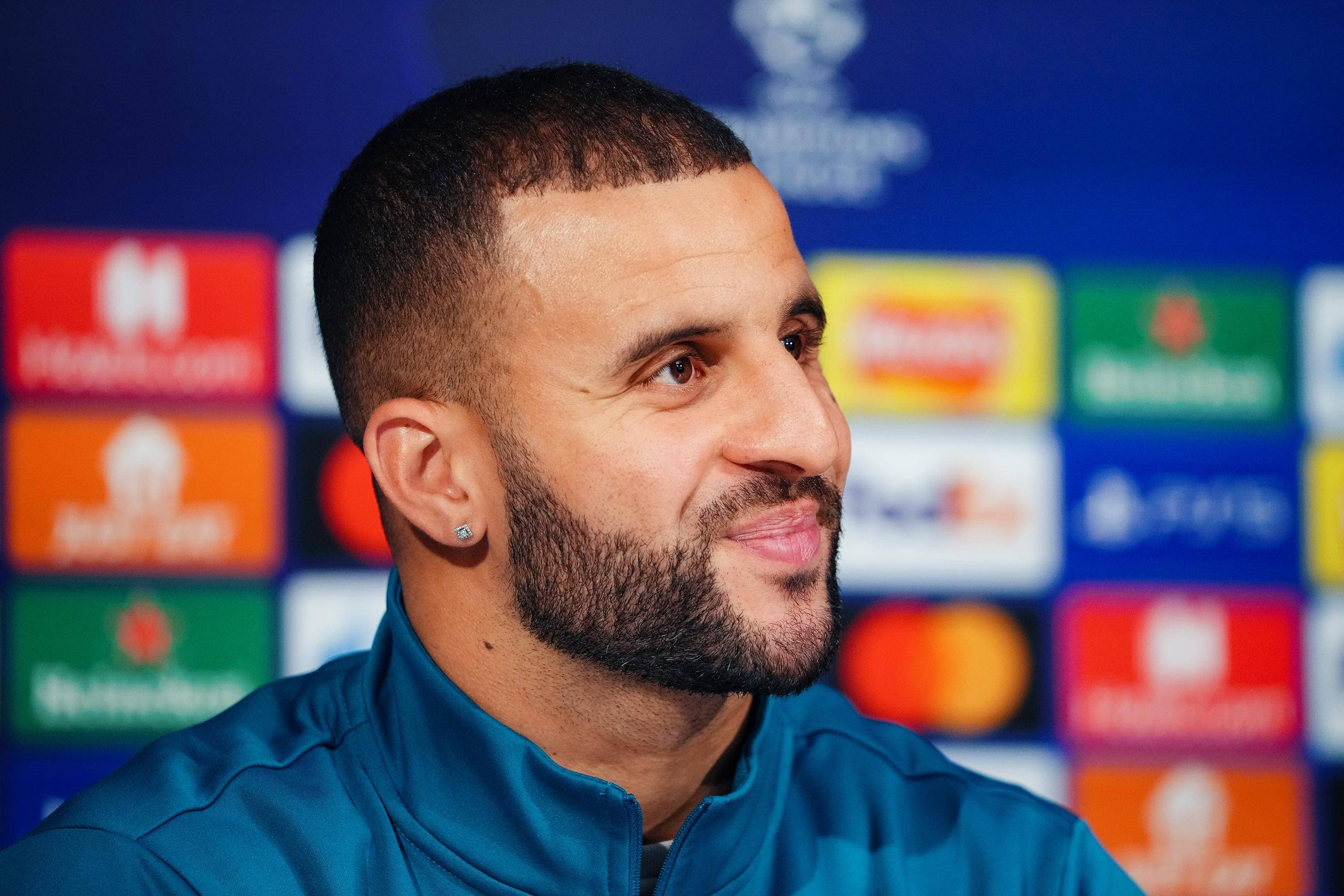 Kyle Walker, blue jacket, bearded man, 2K Desktop Wallpaper