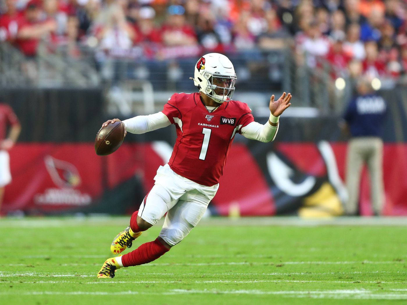 Kyler Murray, red Cardinals uniform, football quarterback, HD Desktop Wallpaper