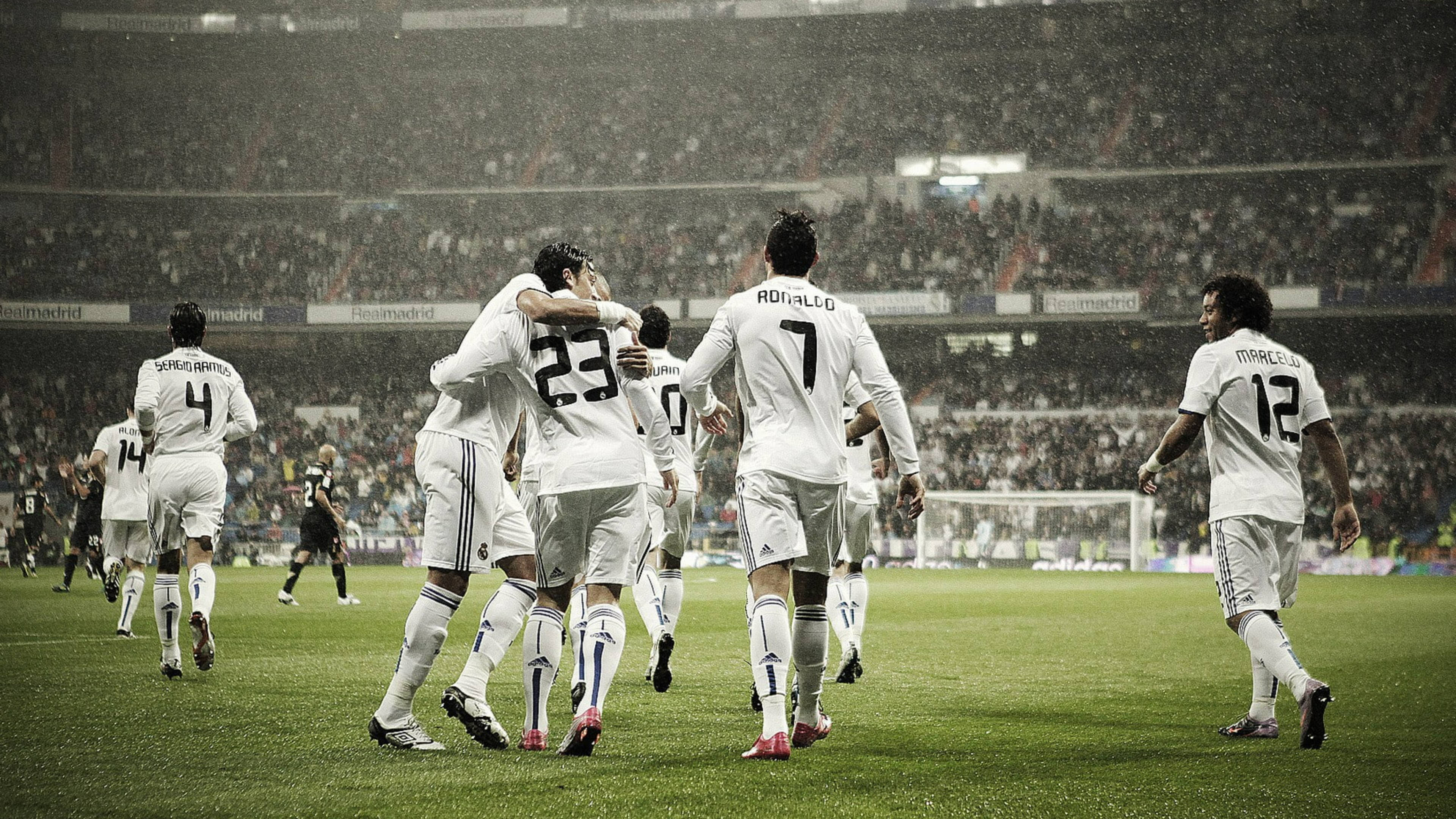 La Liga, white jerseys, goal, 4K Desktop Wallpaper