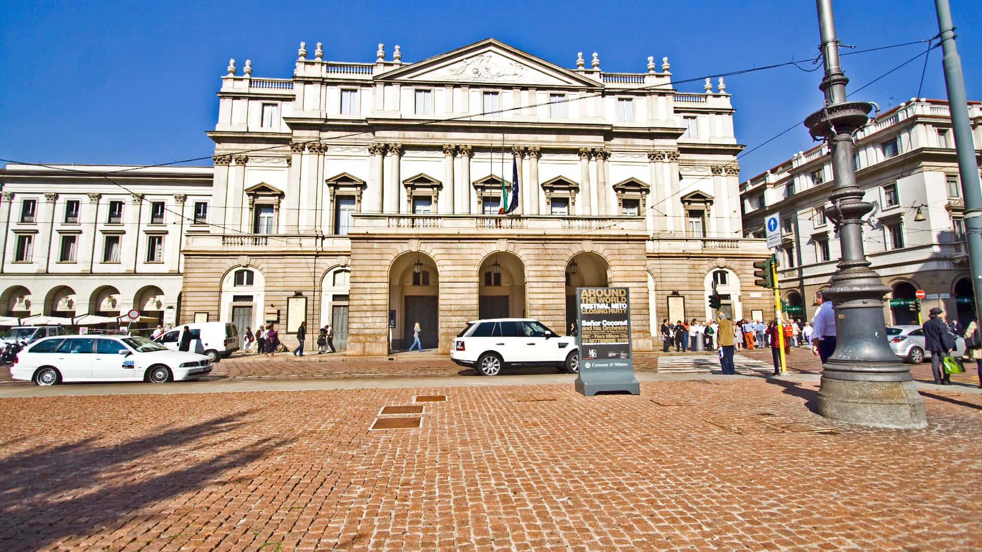 La Scala Opera House, brick floor, cobblestone plaza, Full HD Desktop Wallpaper