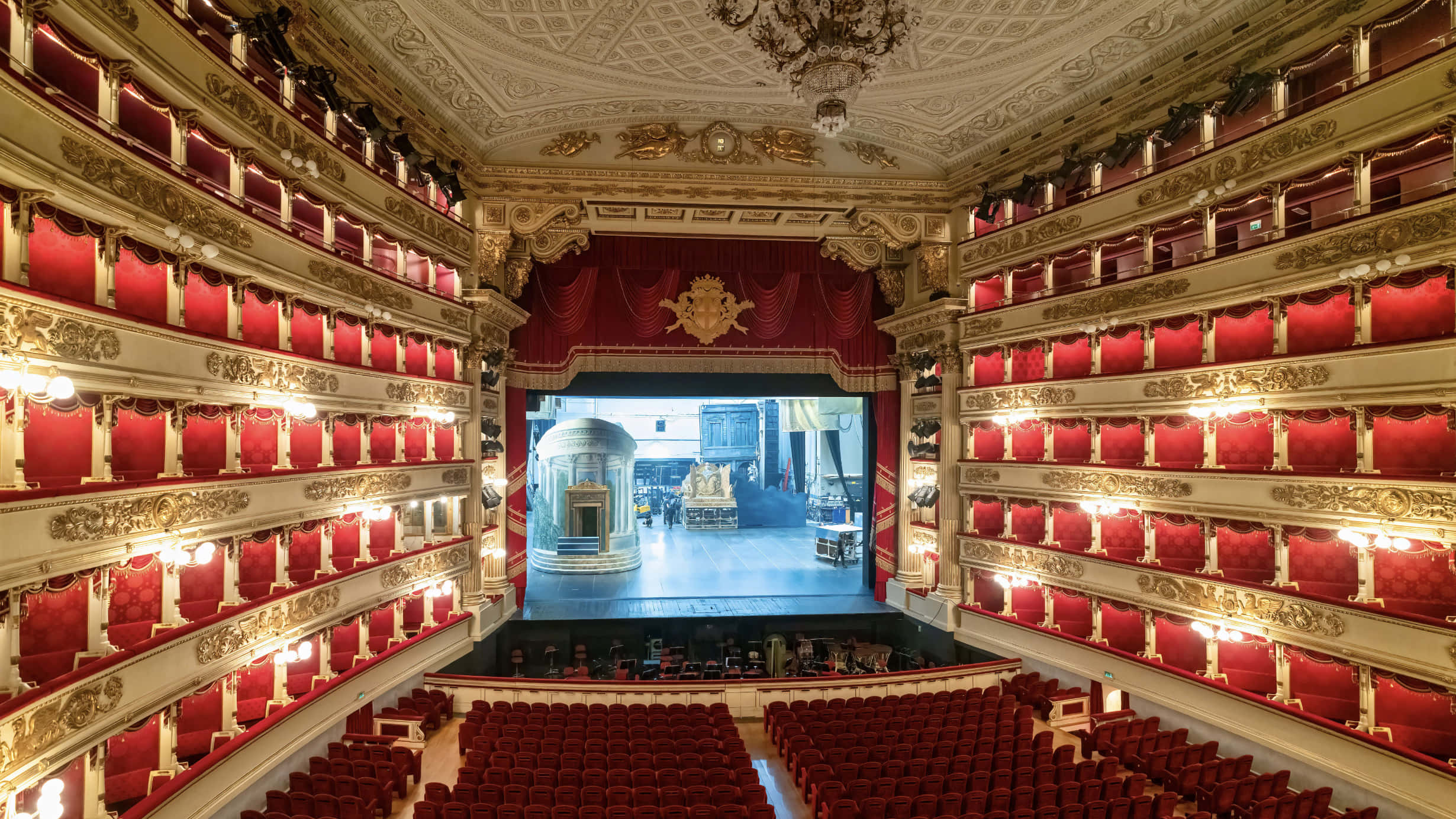 La Scala Opera House, red velvet seats, gold trim, Full HD Desktop Wallpaper