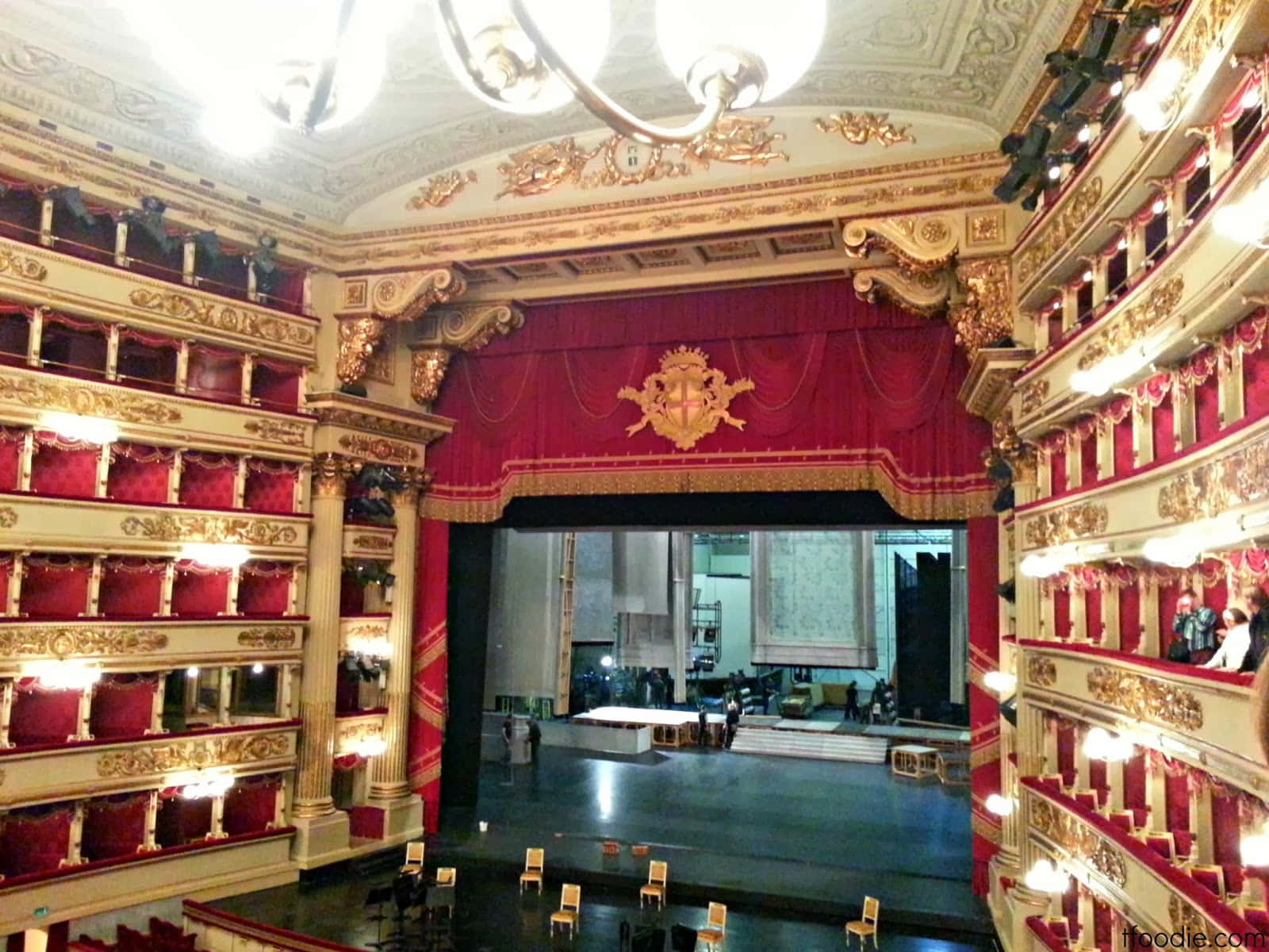 La Scala Opera House, red velvet seats, gold trim, HD Desktop Wallpaper