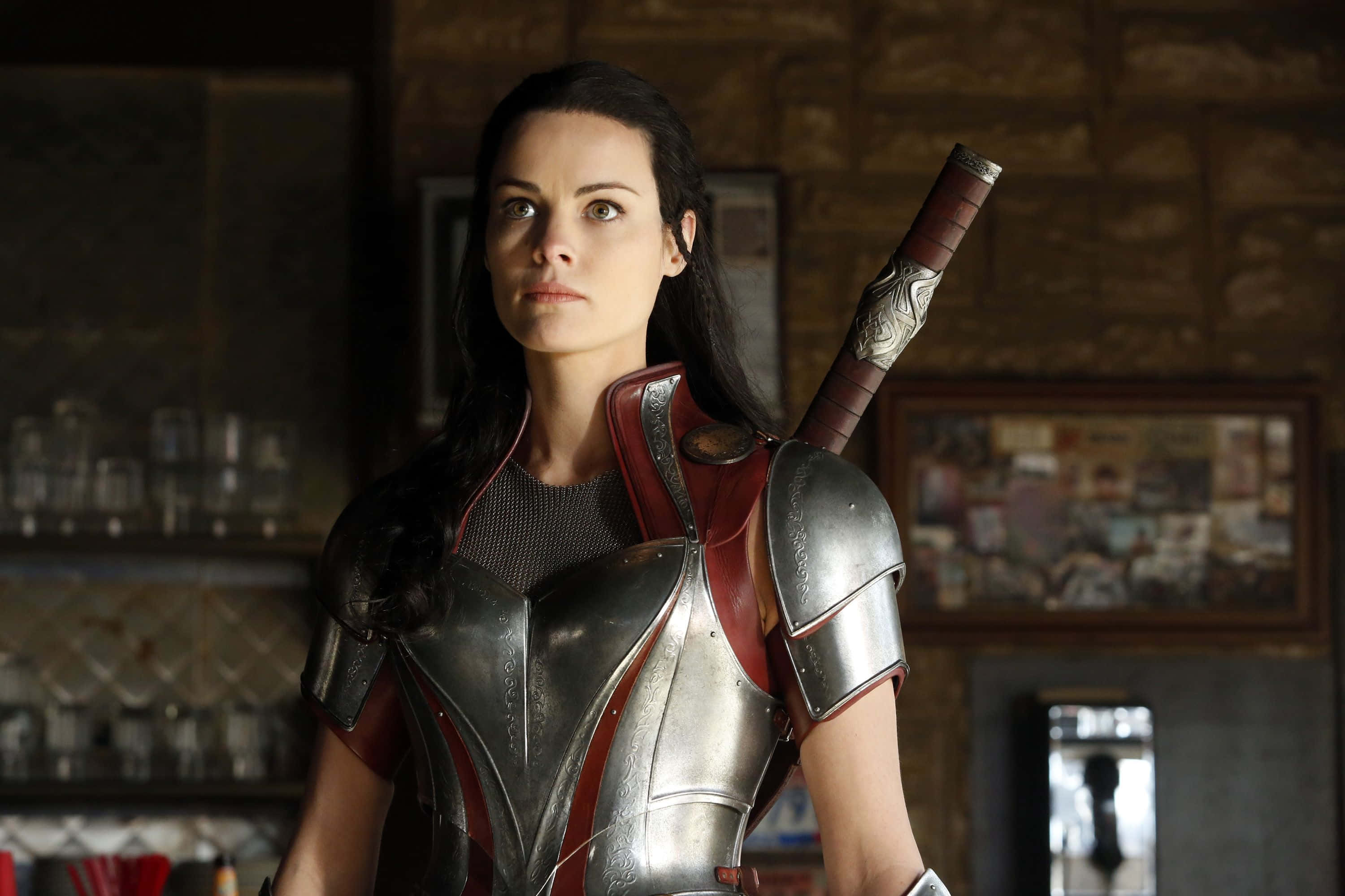Lady Sif, silver and red armor, sword, 2K Desktop Wallpaper
