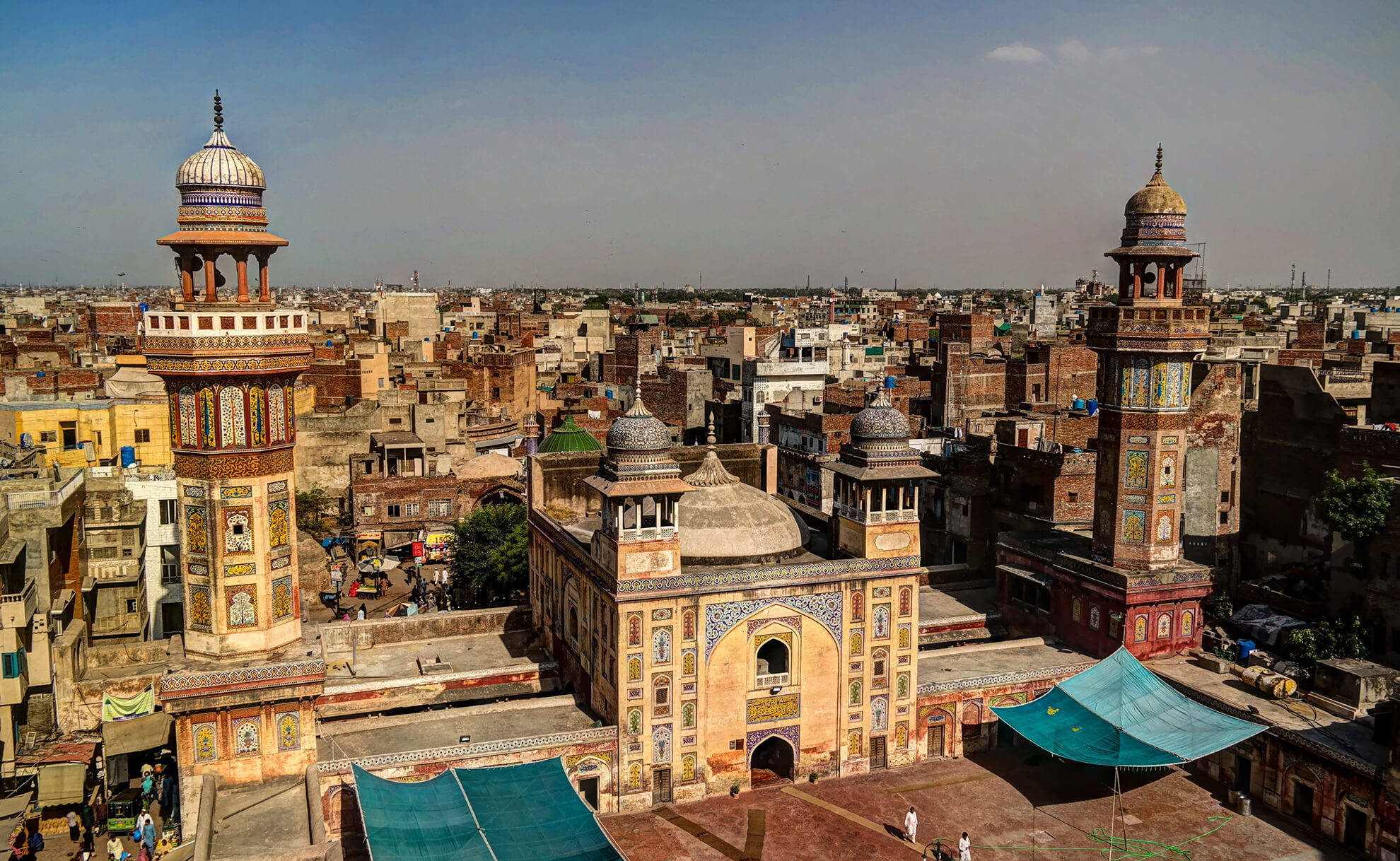 Lahore, historic mosque, ornate minarets, Full HD Desktop Wallpaper