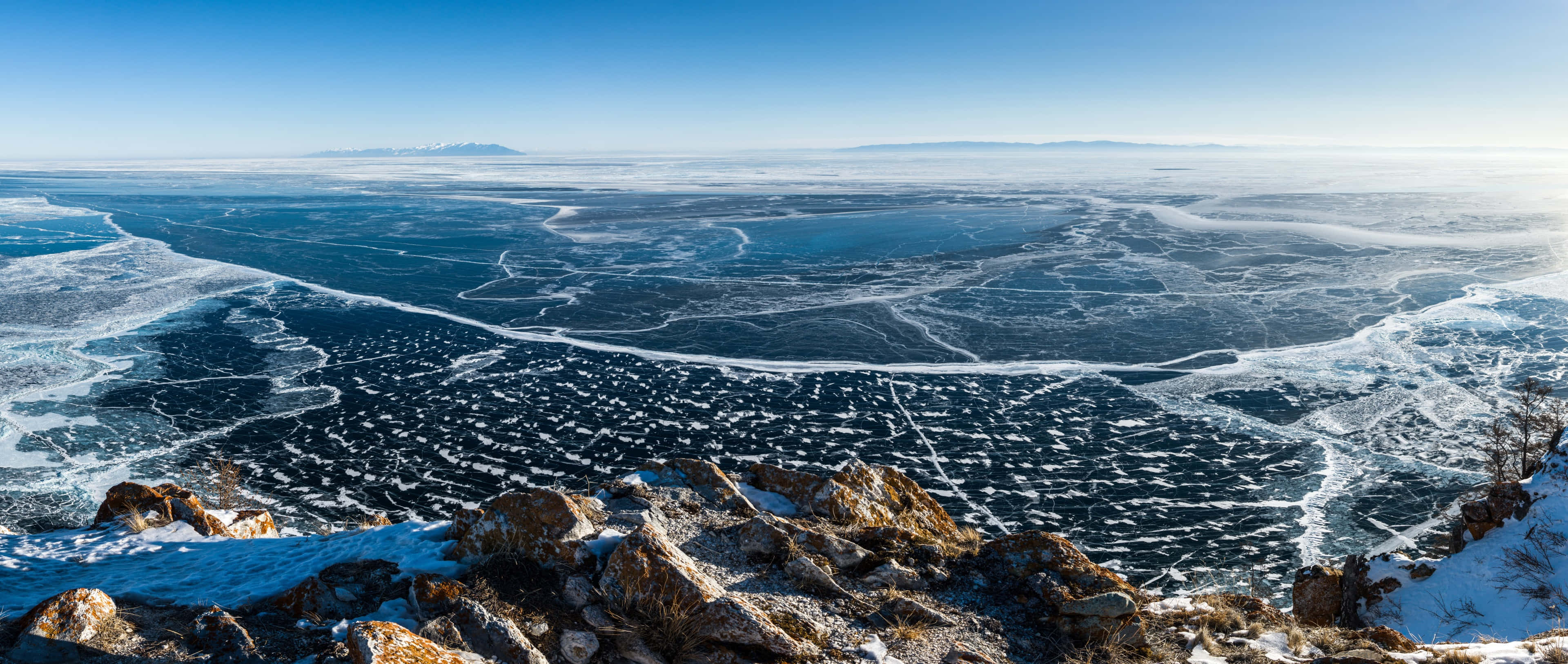 Lake Baikal, frozen lake, snowy rocky overlook, 4K Desktop Wallpaper