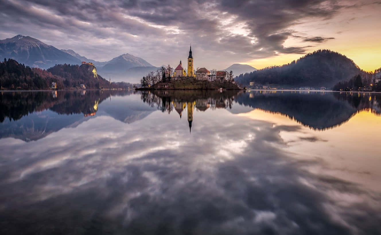 Lake Bled, church on an island, misty mountains, HD Desktop Wallpaper