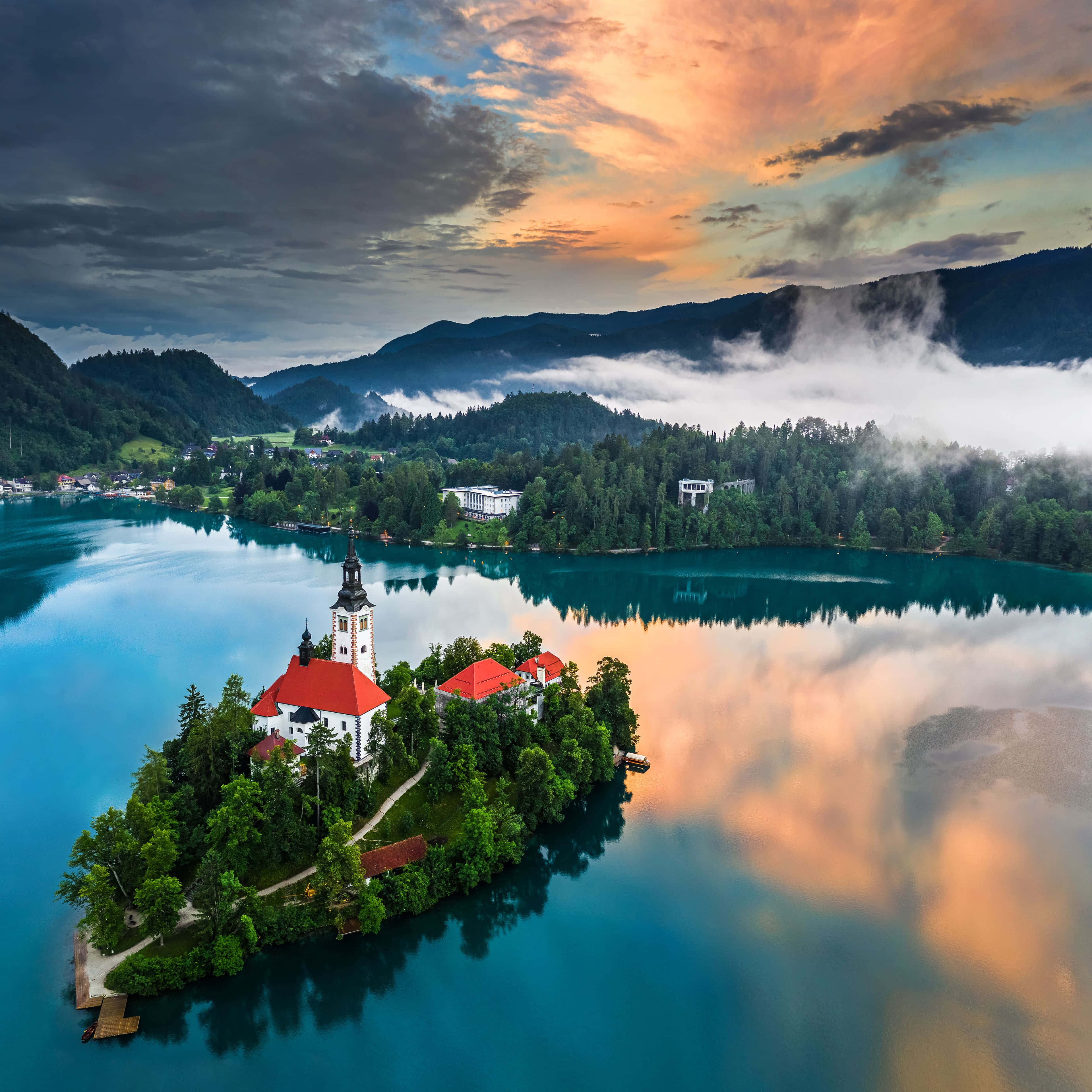 Lake Bled, tear-shaped island, church with red roof, 4K Desktop Wallpaper