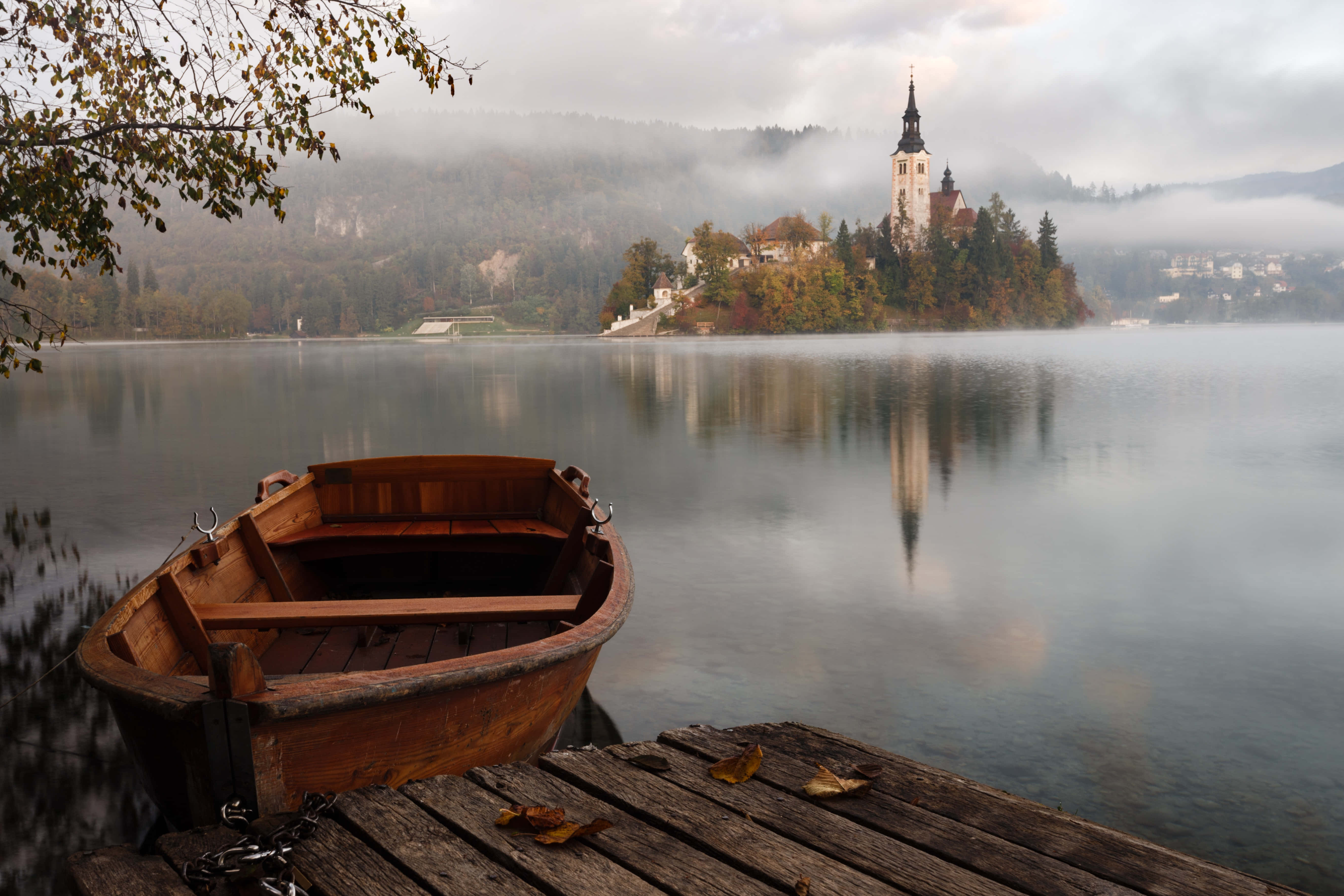 Lake Bled, quay, wooden boat, 5K Desktop Wallpaper