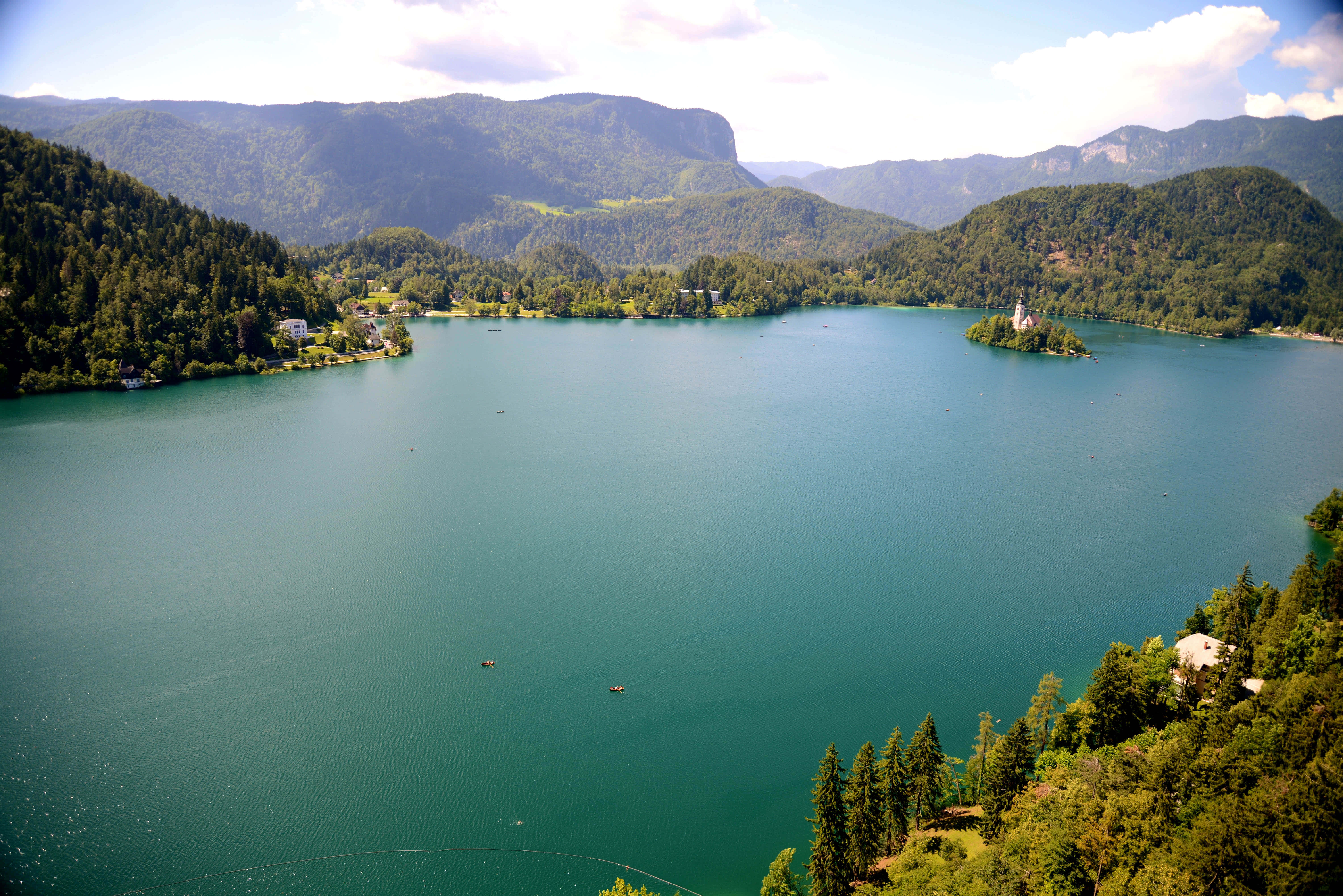 Lake Bled, turquoise lake, lush green mountains, 5K Desktop Wallpaper