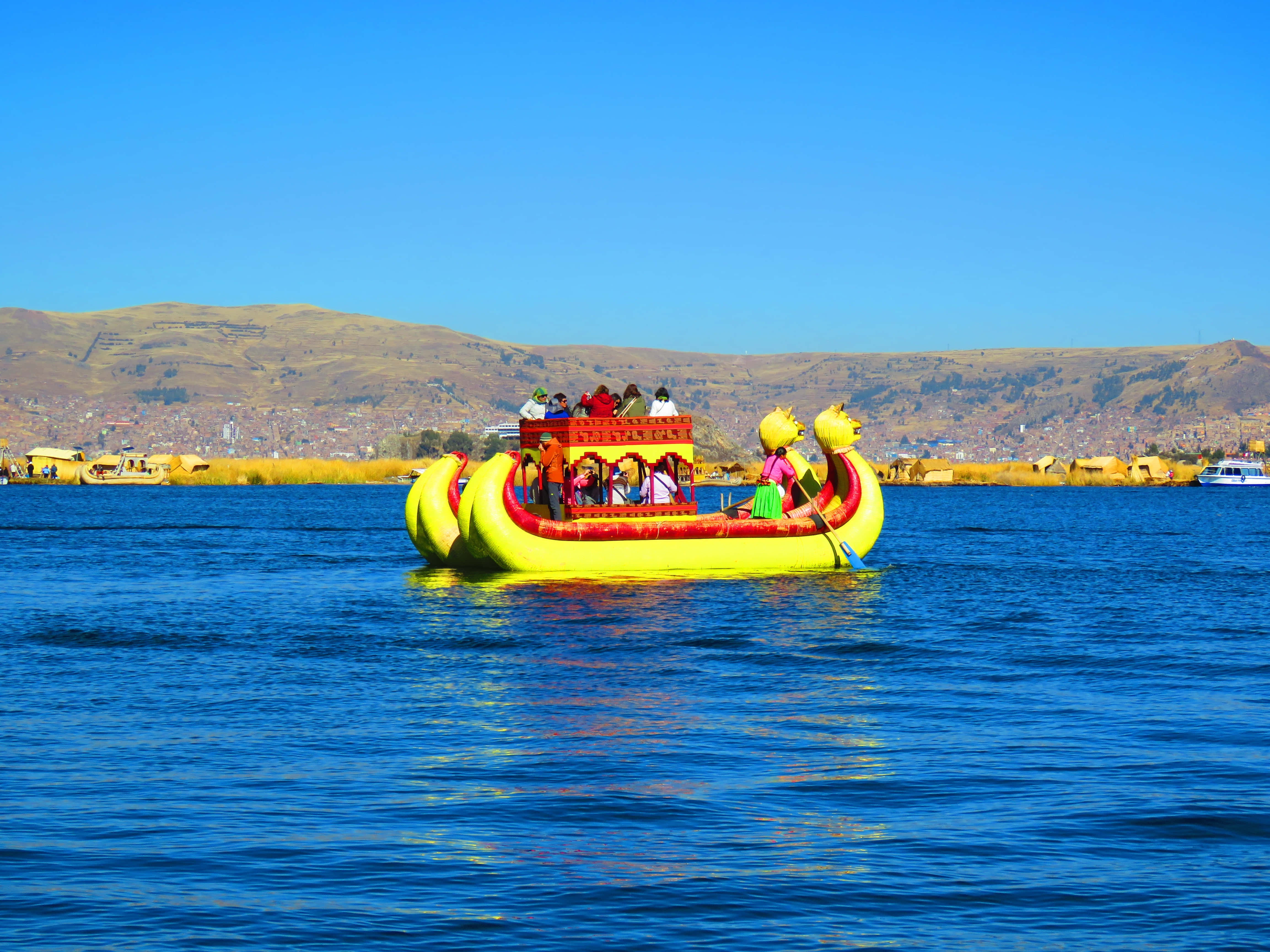 painted reed boat, Lake Titicaca, yellow and red duck-shaped boat, 4K Desktop Wallpaper