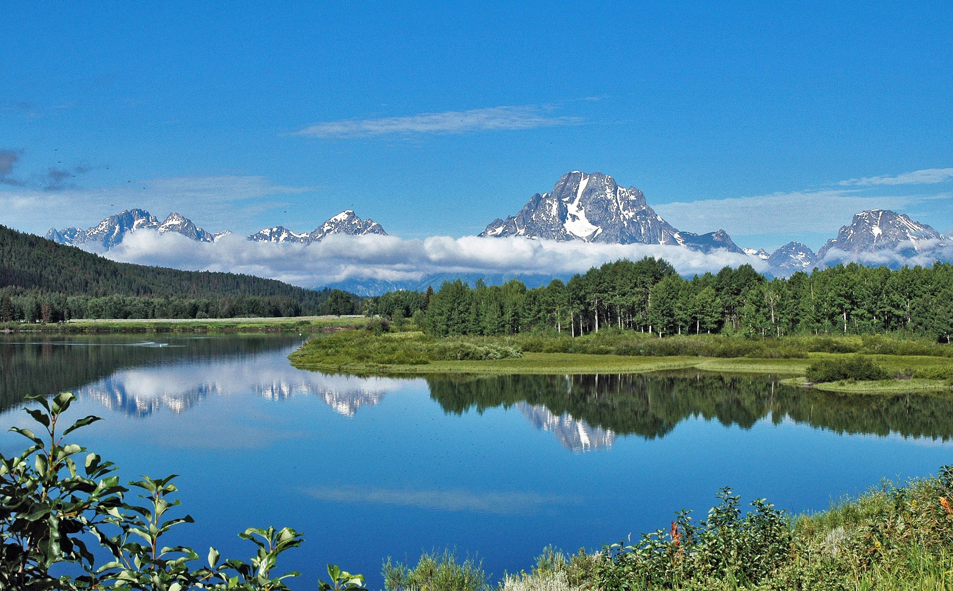 lovely lake near the alps, snowcapped mountains, calm lake, 2K Desktop Wallpaper