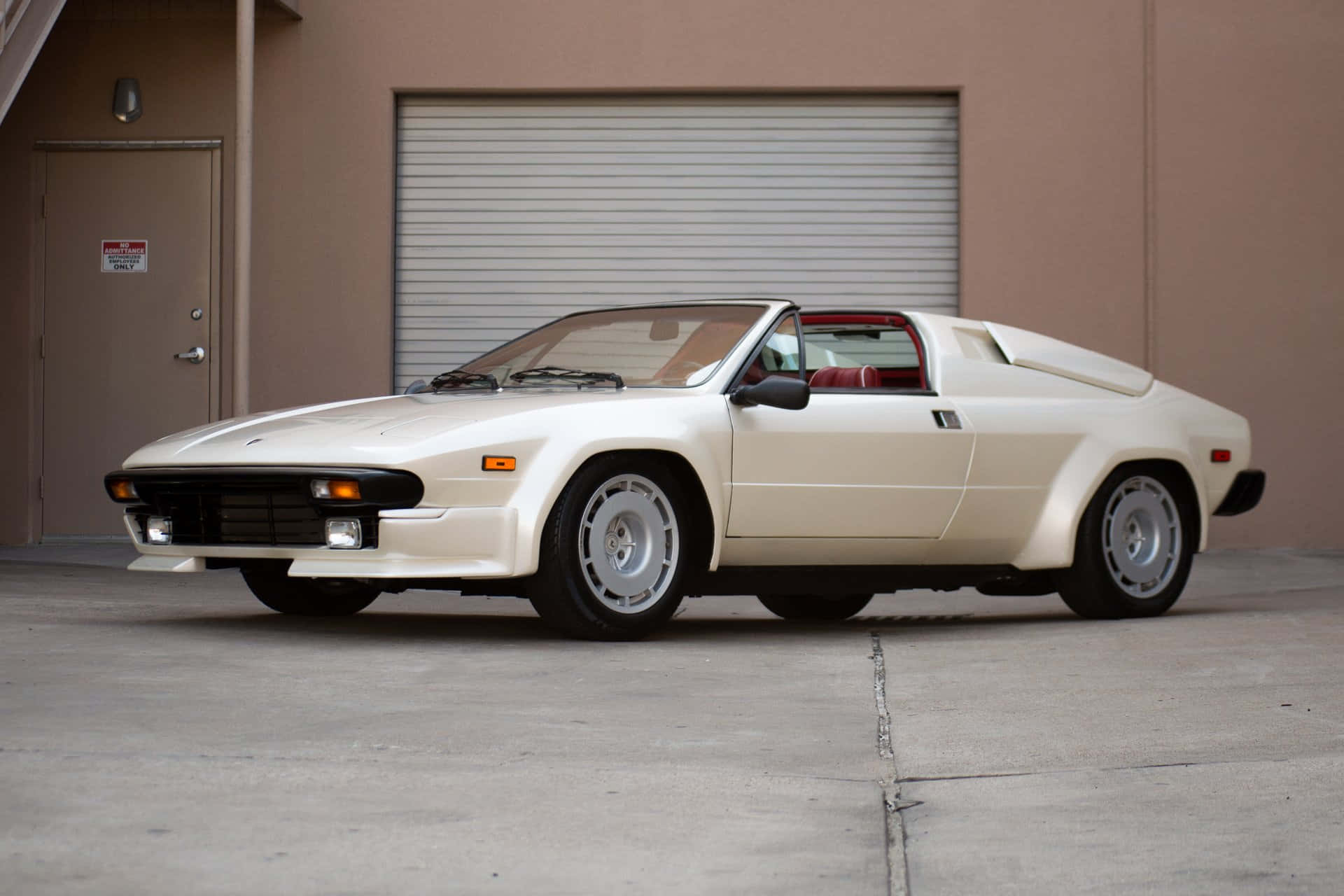 Lamborghini Jalpa, cream-colored, red interior, Full HD Desktop Wallpaper