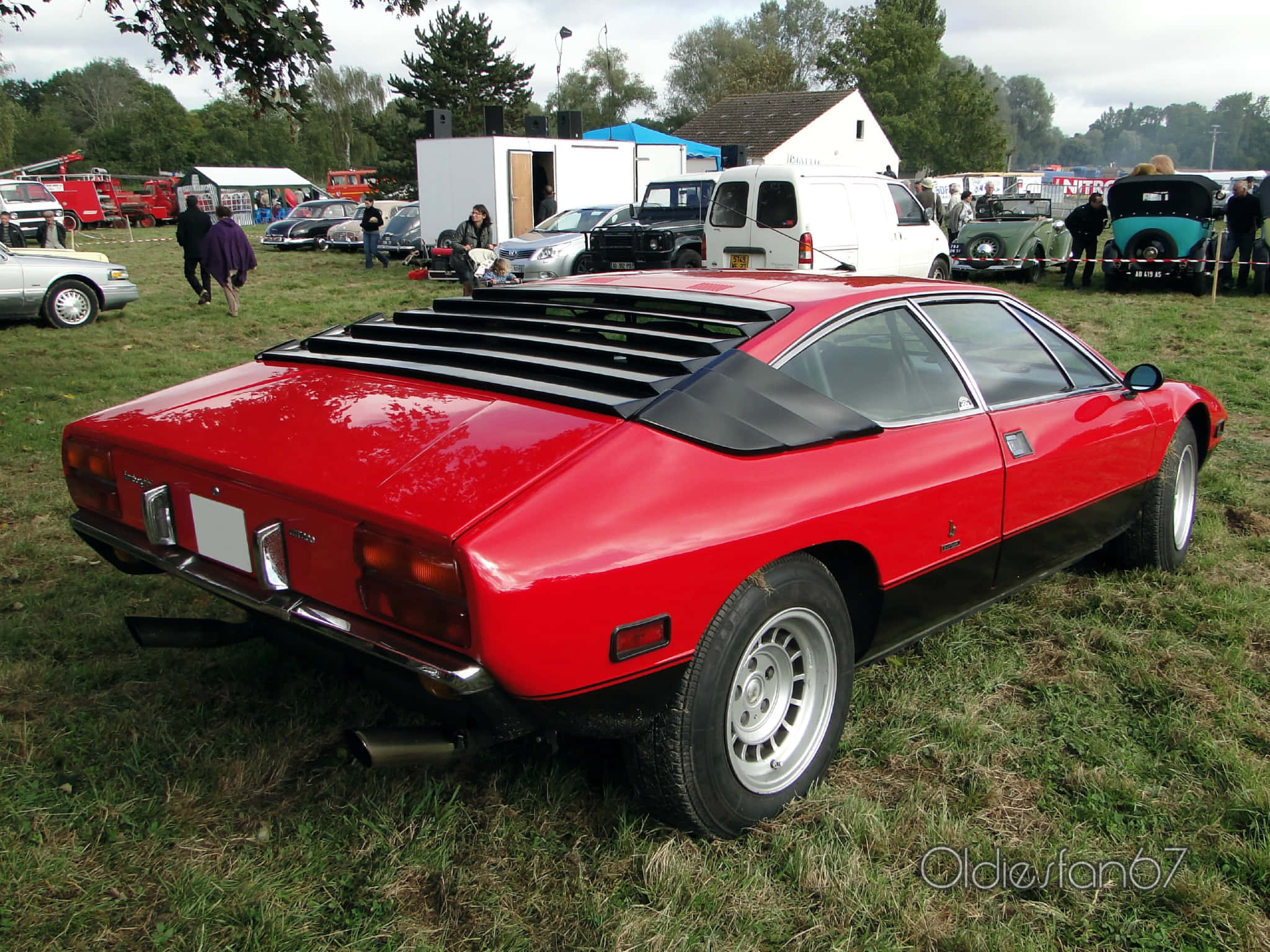 Lamborghini Urraco, red and black, roof vent, Full HD Desktop Wallpaper
