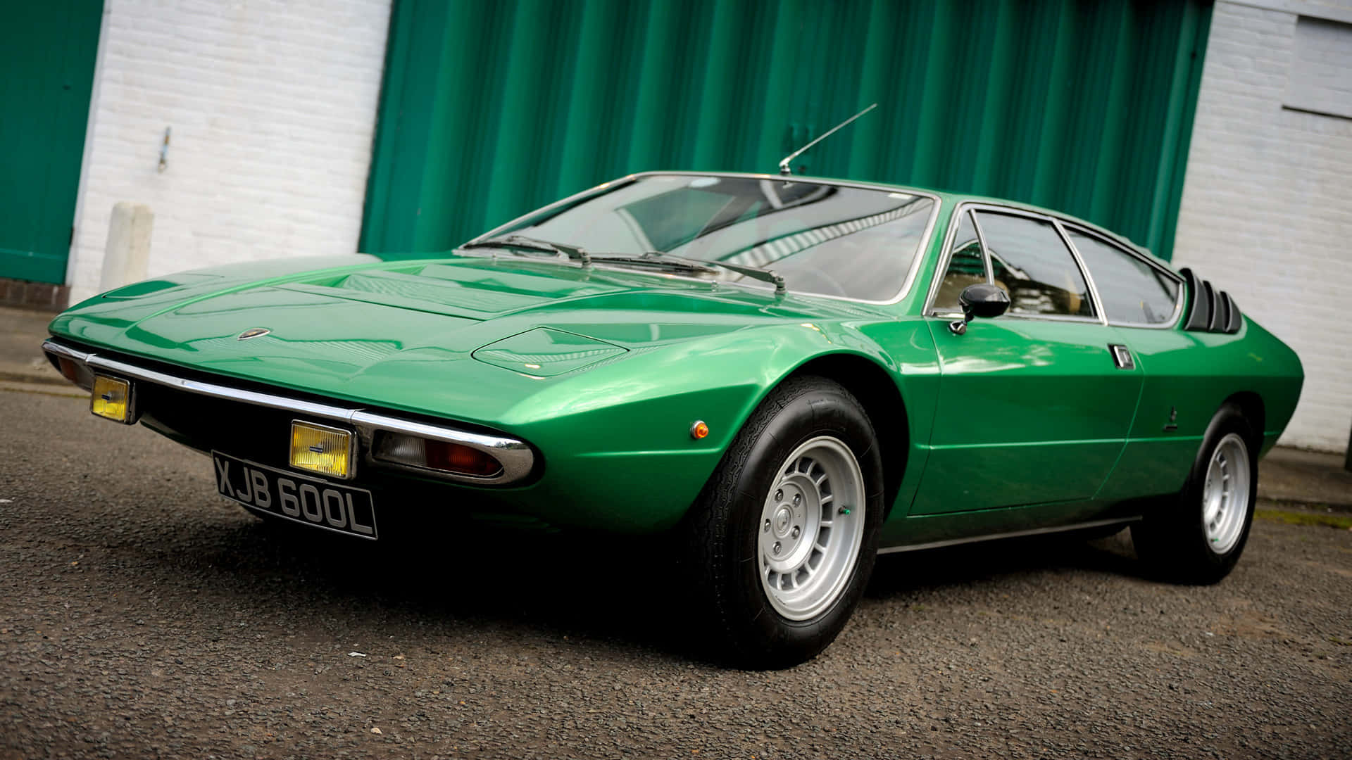 Lamborghini Urraco, vibrant green, asphalt, Full HD Desktop Wallpaper