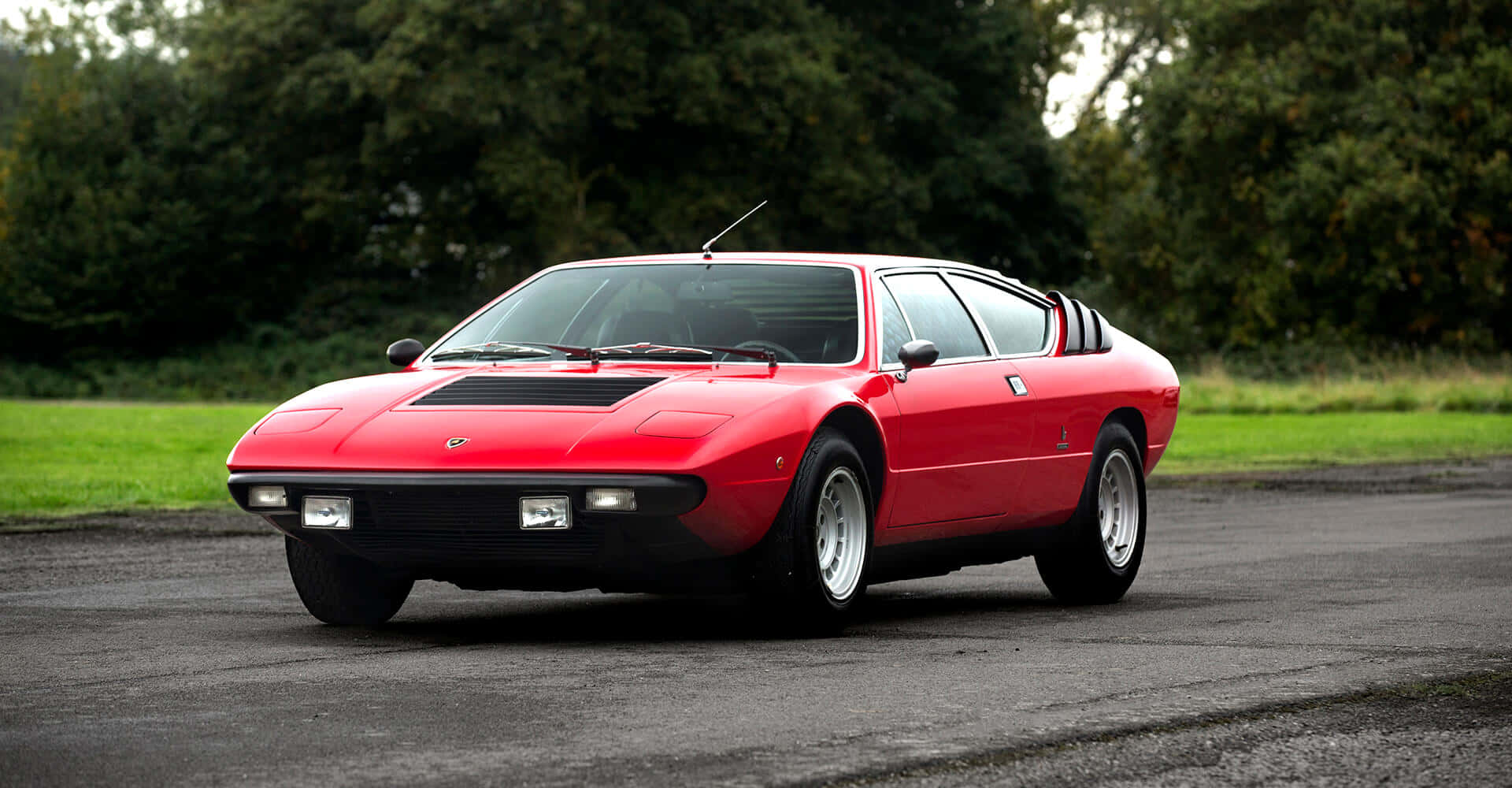 Lamborghini Urraco, vibrant red, sleek lines, Full HD Desktop Wallpaper