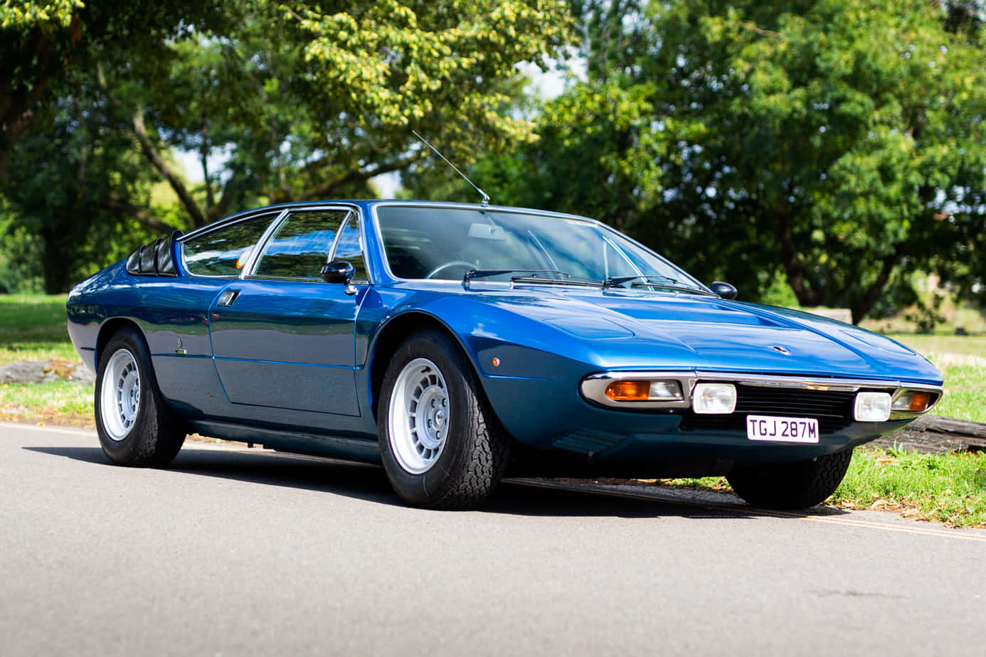Lamborghini Urraco, blue, pristine condition, HD Desktop Wallpaper