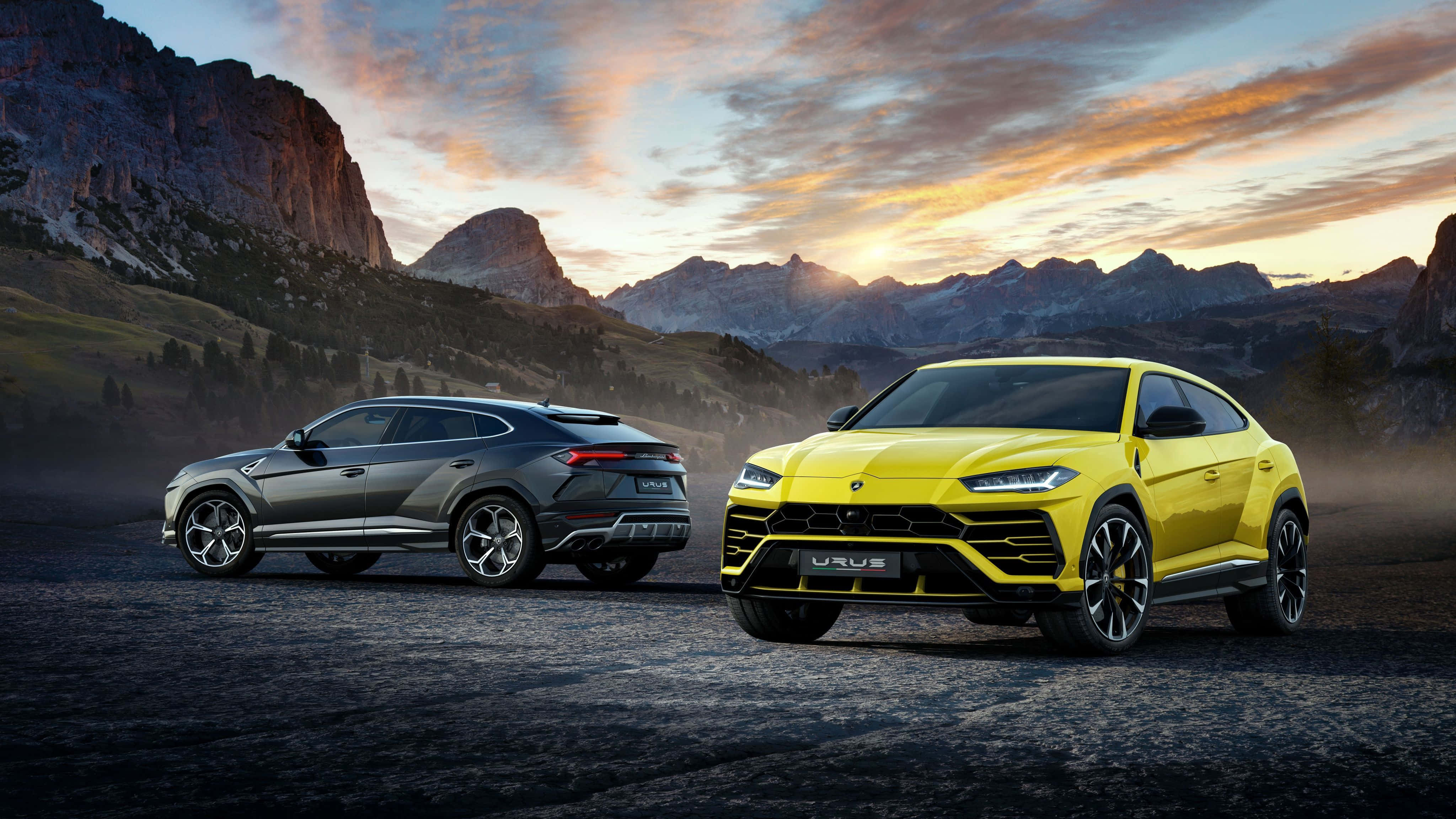 Lamborghini Urus, yellow, gray, 4K Desktop Wallpaper
