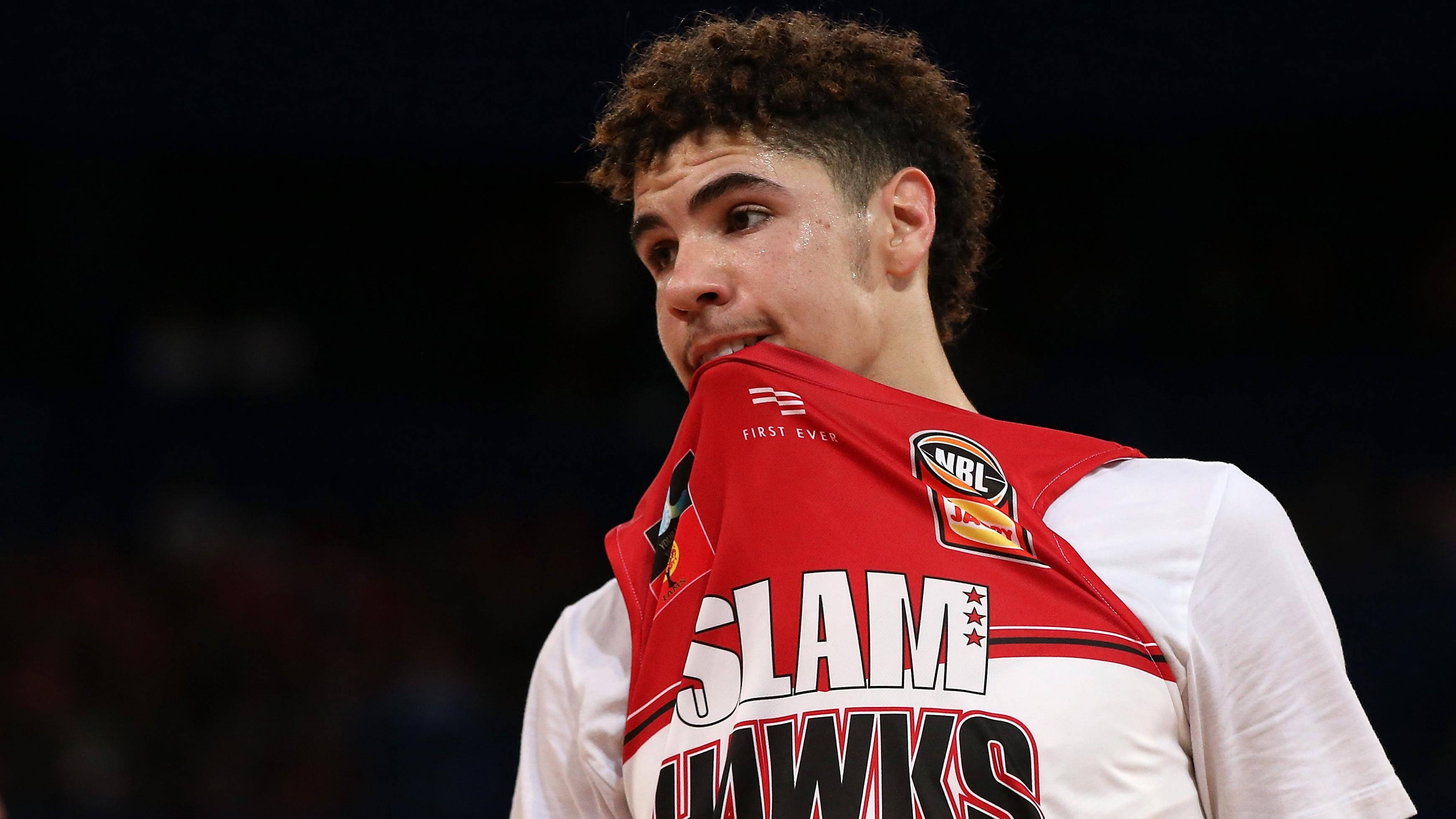 Lamelo Ball, red and white jersey, dim arena, 2K Desktop Wallpaper