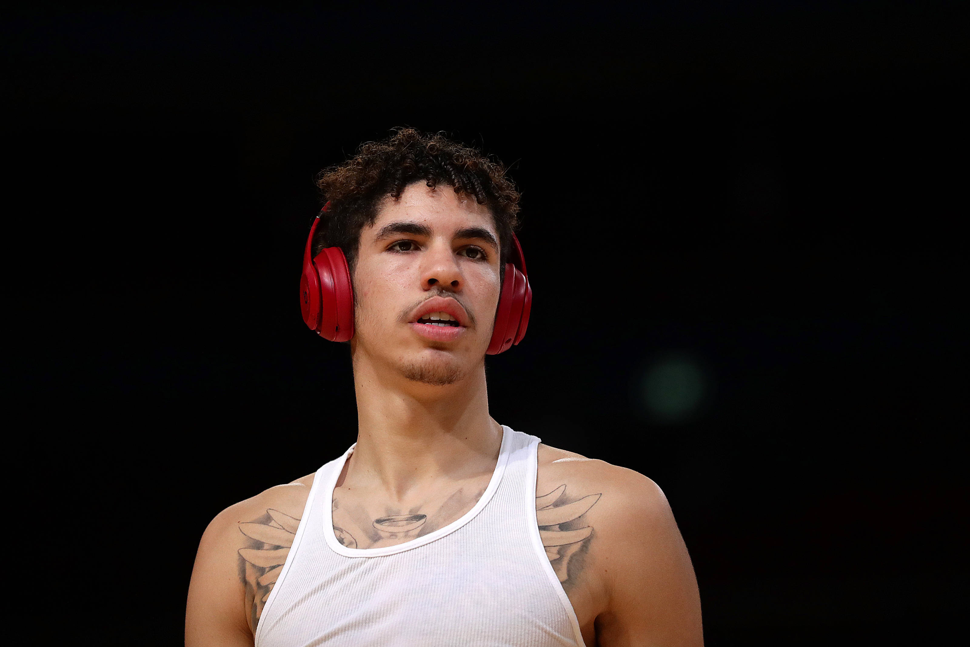 Lamelo Ball, red headphones, tattoos, 2K Desktop Wallpaper