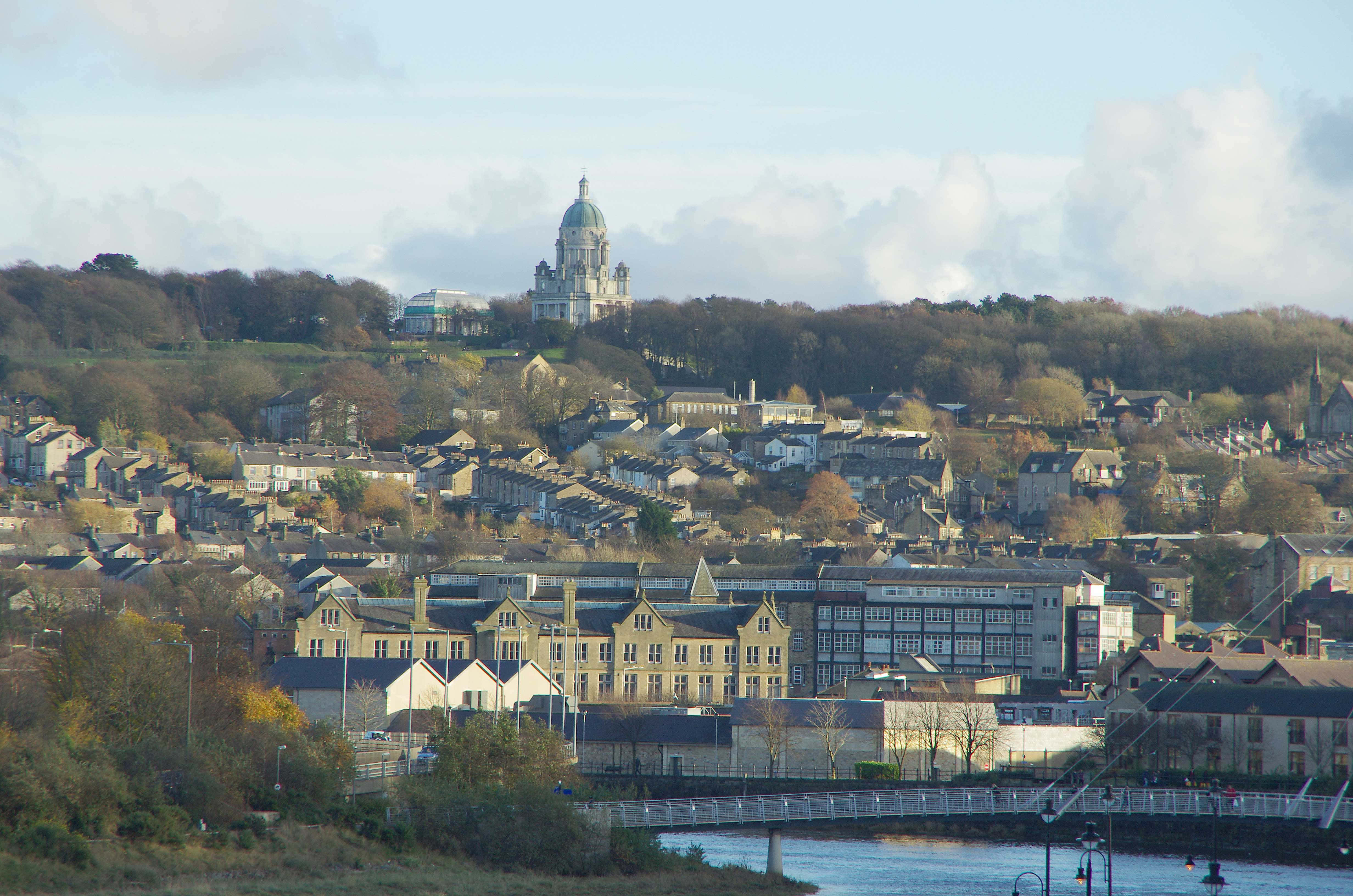 Lancaster, historic stone buildings, domed cathedral, 4K Desktop Wallpaper