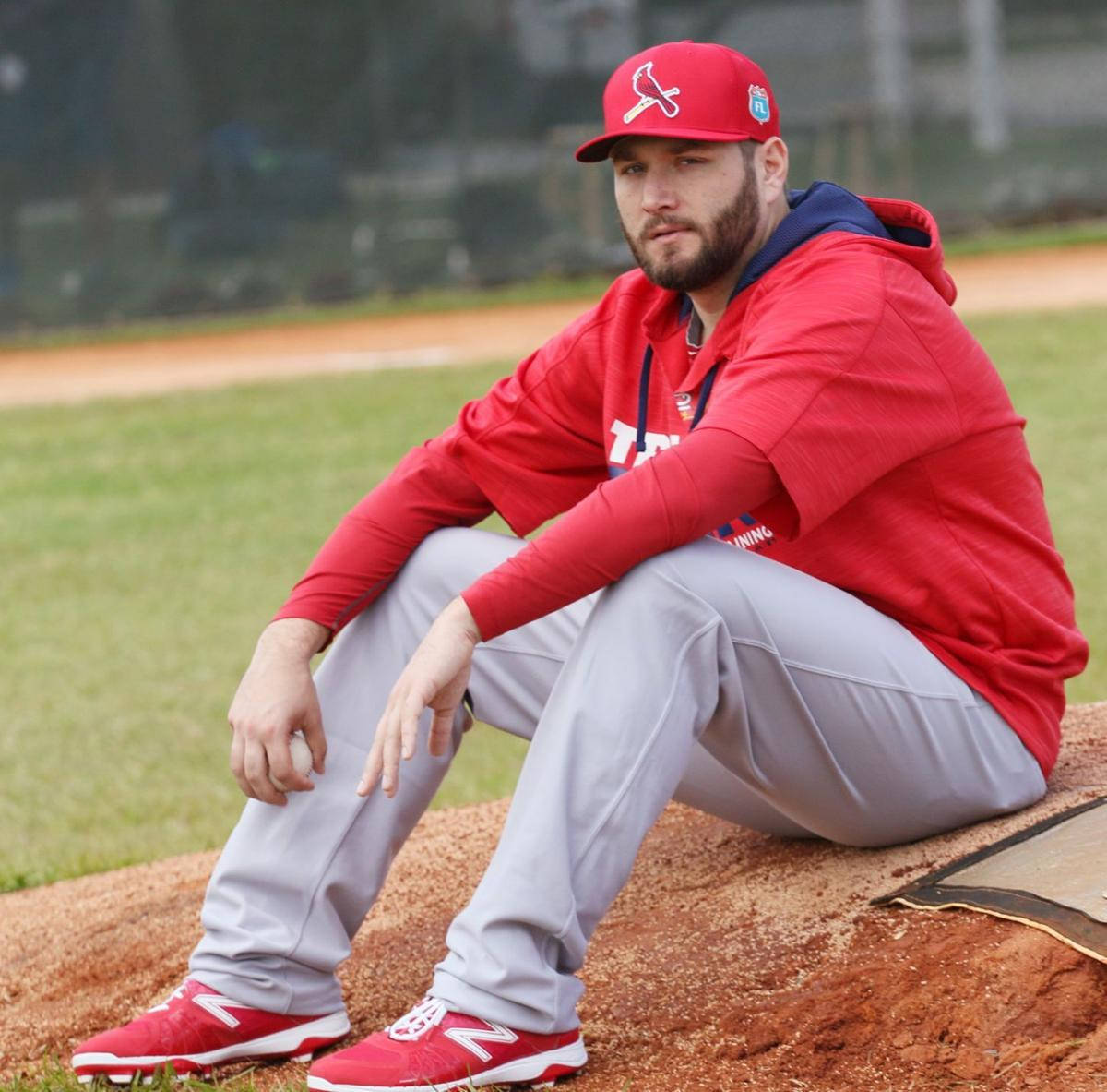 Lance Lynn, red gear, dirt mound, SD Desktop Wallpaper