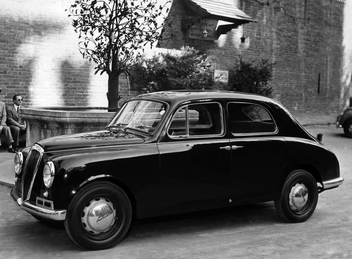 Lancia Appia, black sedan, brick wall, SD Desktop Wallpaper