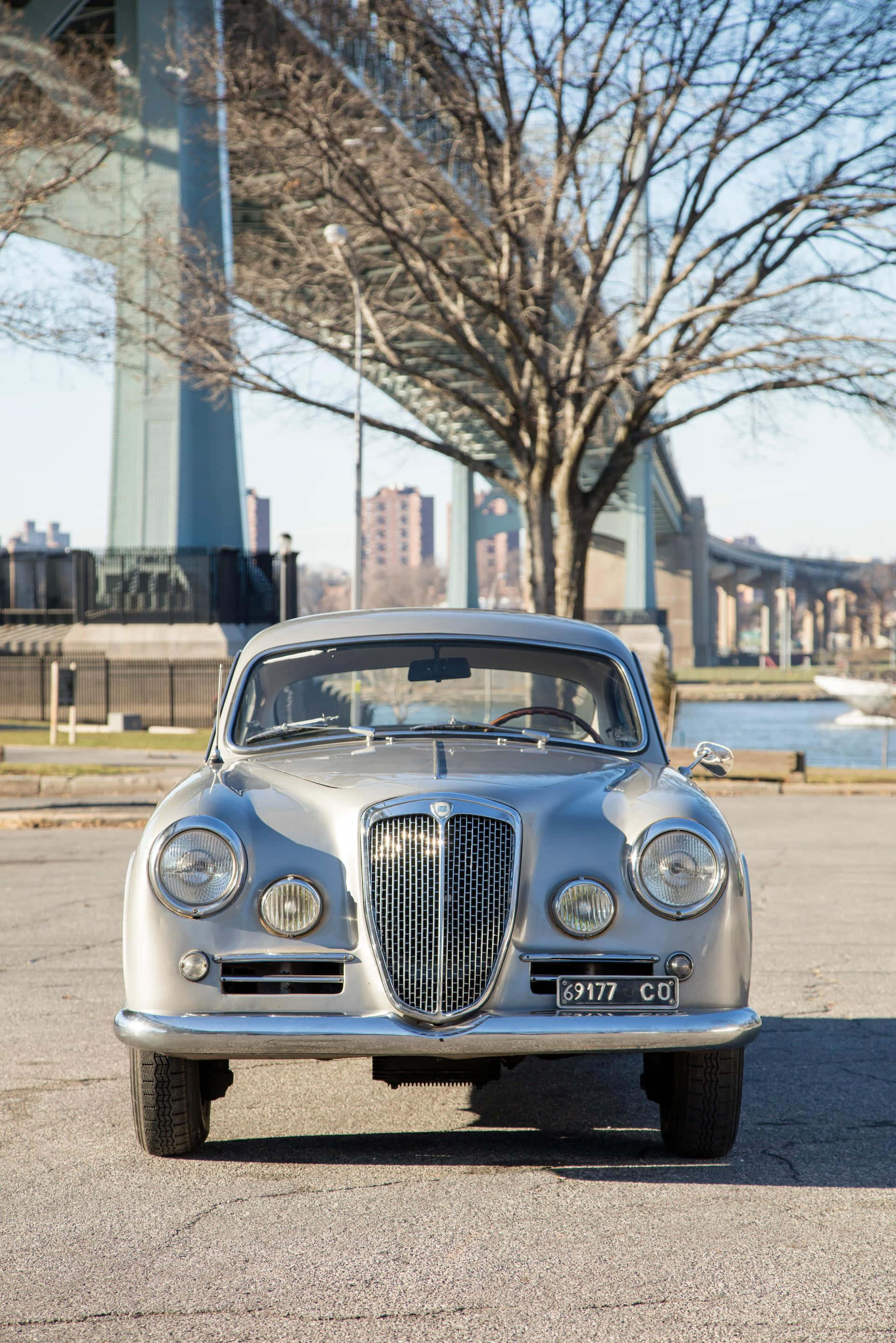 Lancia Aprilia, silver, chrome grille, 2K Phone Wallpaper