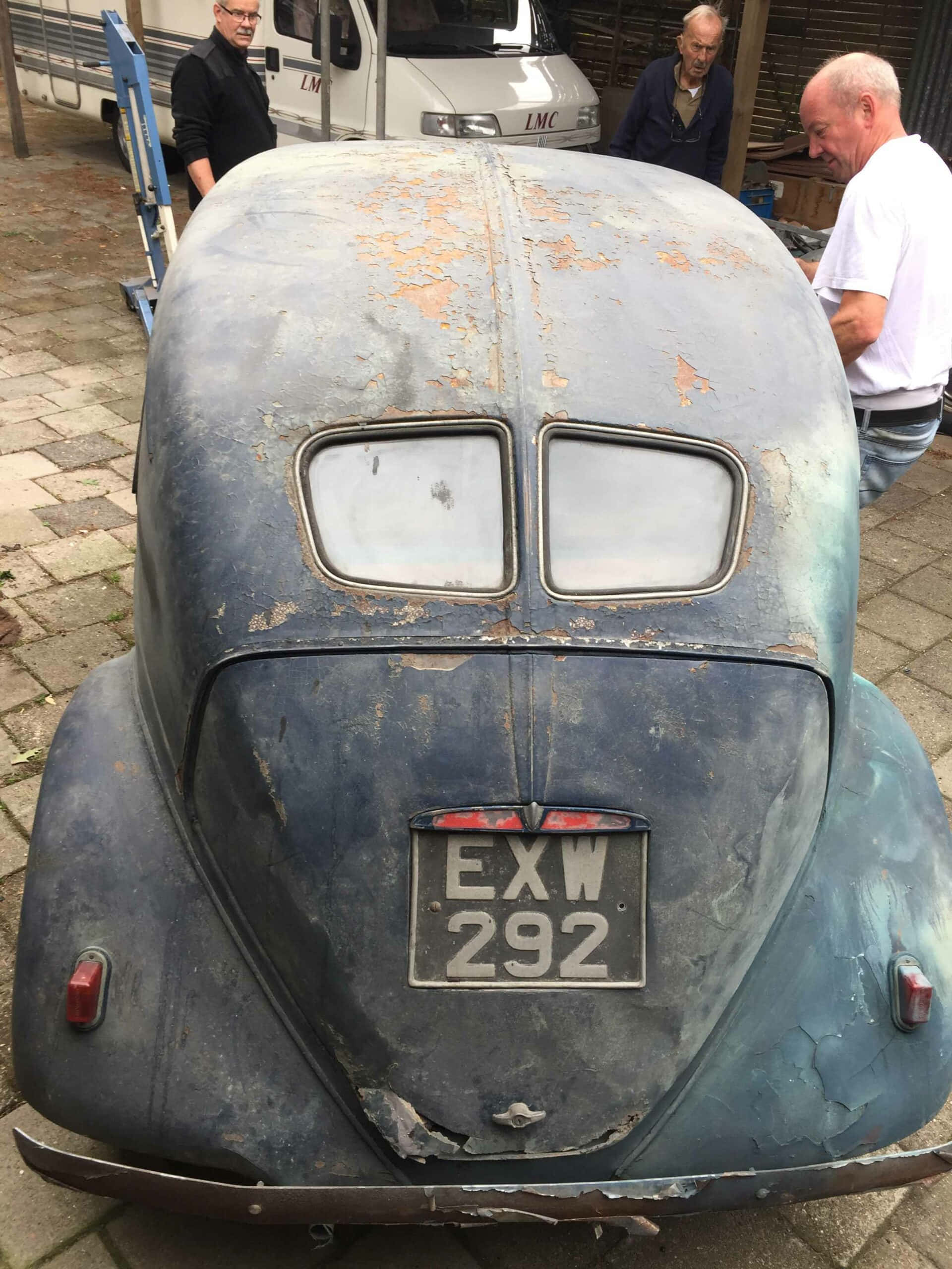 Lancia Aprilia, vintage car, rusted blue, 2K Phone Wallpaper
