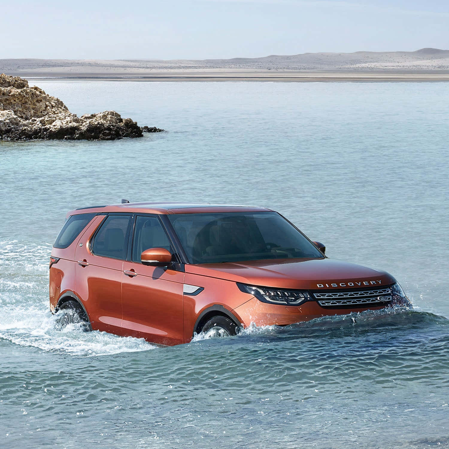 Land Rover Discovery, orange, turquoise water, HD Phone Wallpaper