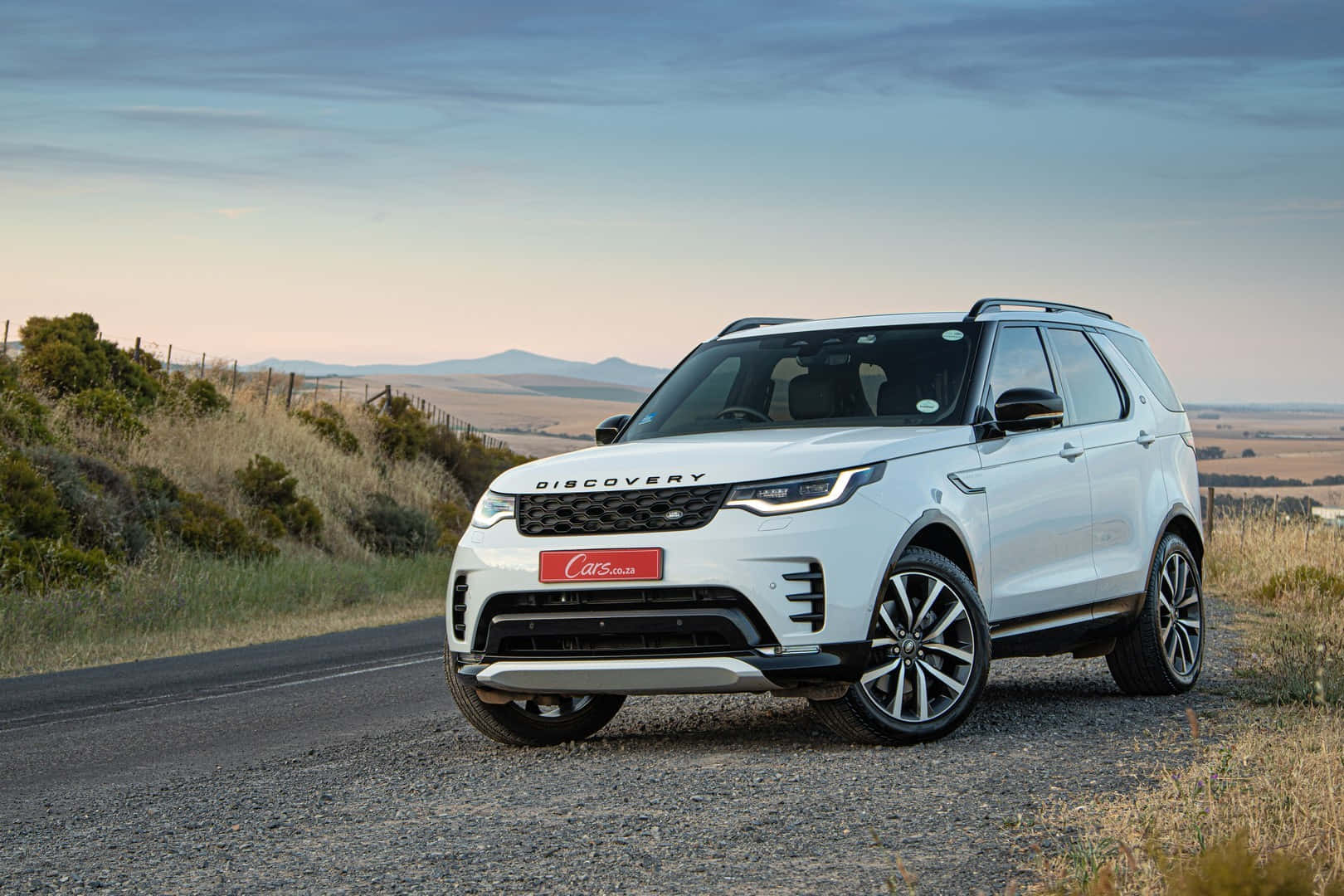 Land Rover Discovery, white, gravel road, HD Desktop Wallpaper