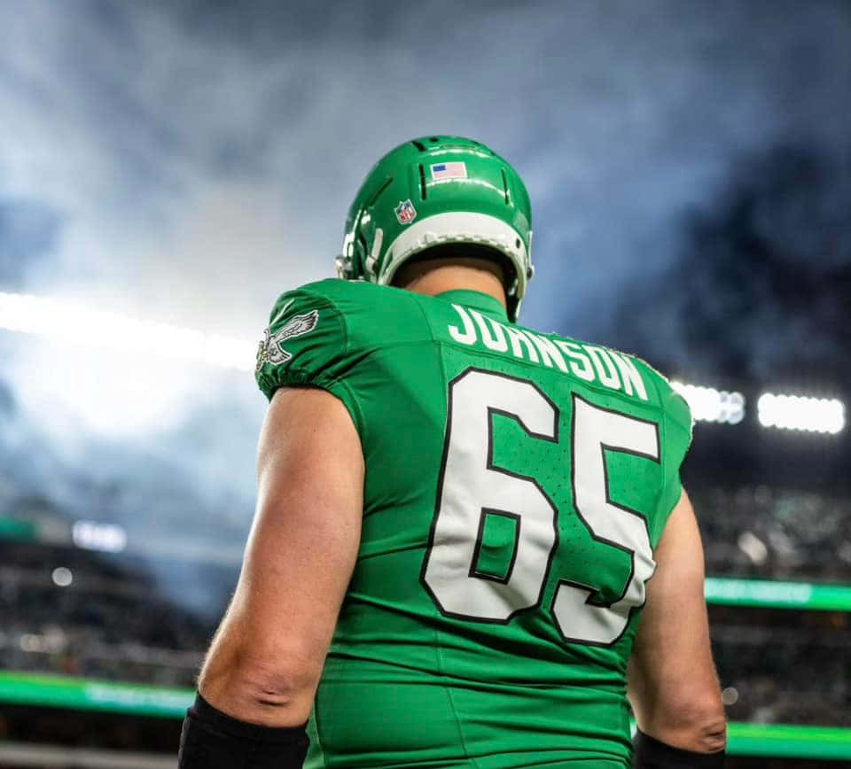 Lane Johnson, 65, green jersey, SD Desktop Wallpaper