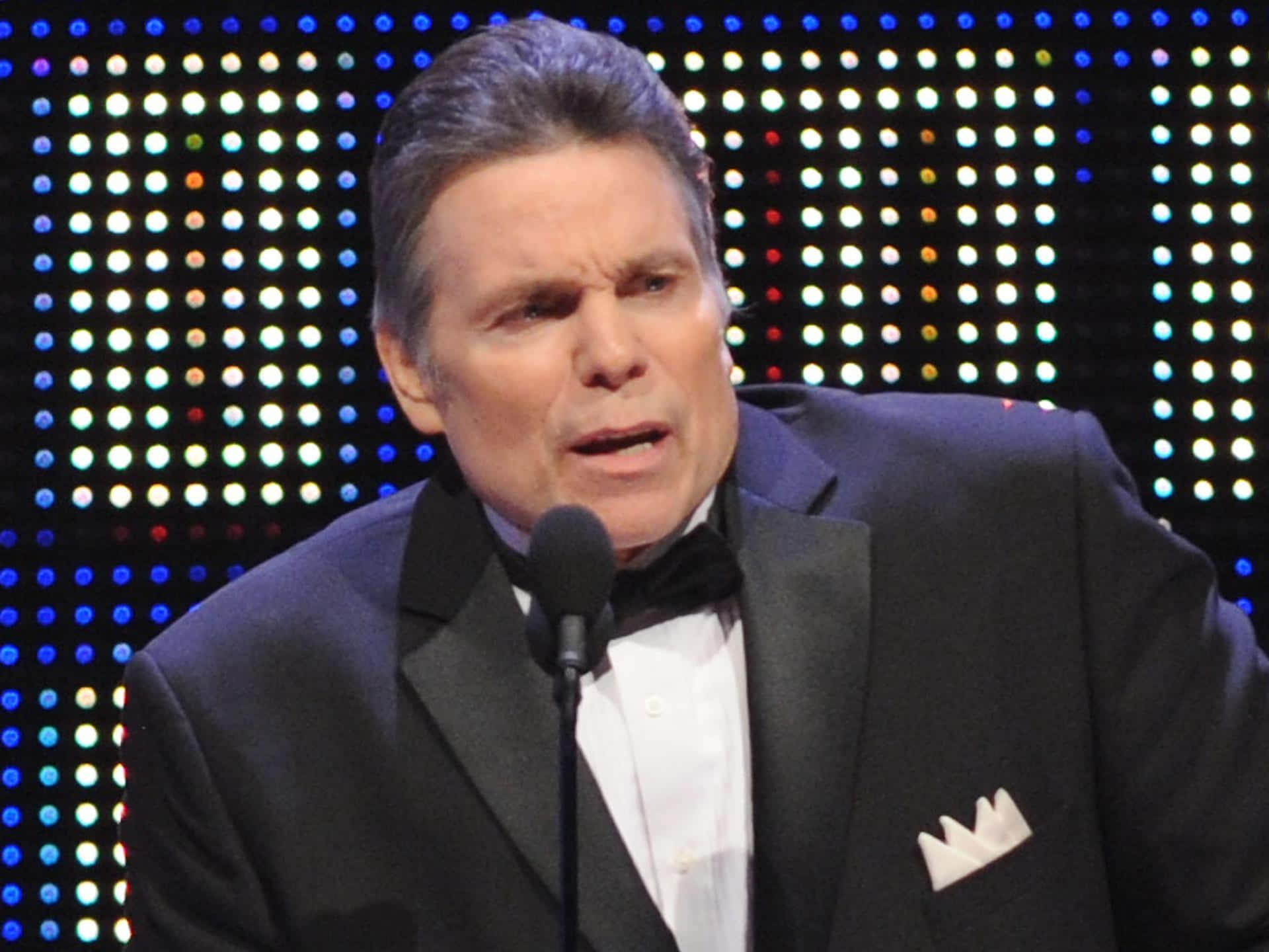 Lanny Poffo, tuxedo, microphone, Full HD Desktop Wallpaper