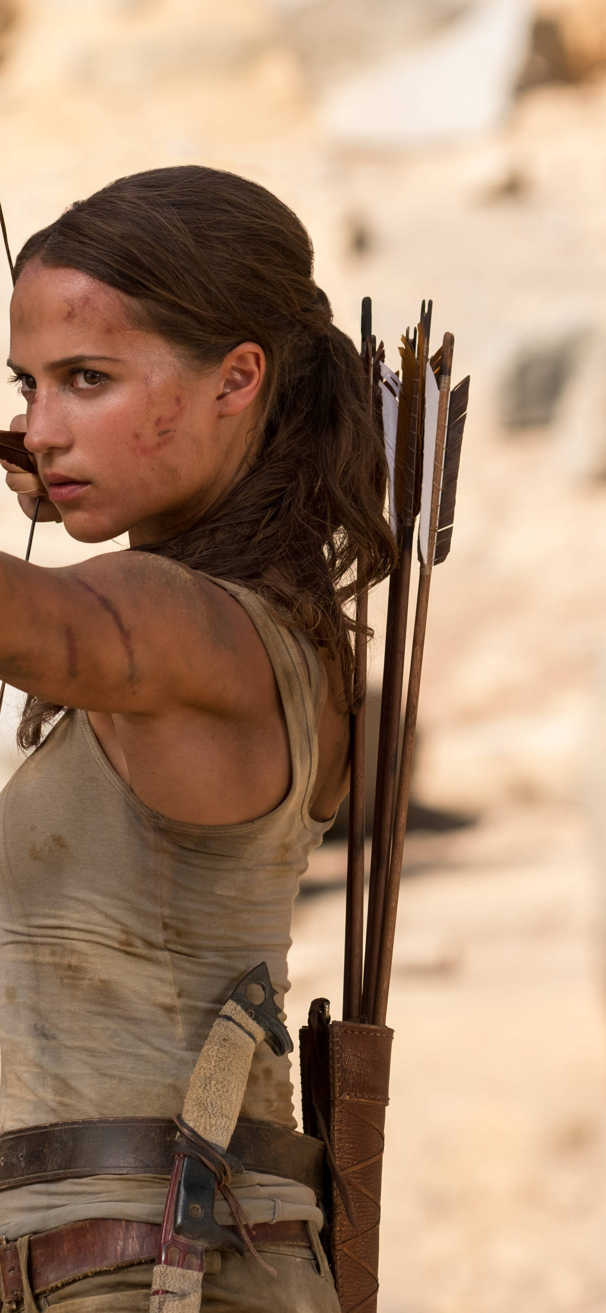 Lara Croft, iPhone, desert landscape, 2K Phone Wallpaper