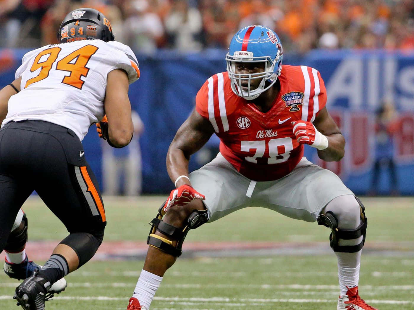 Laremy Tunsil, Defense Bending Stance, red and white uniforms, HD Desktop Wallpaper