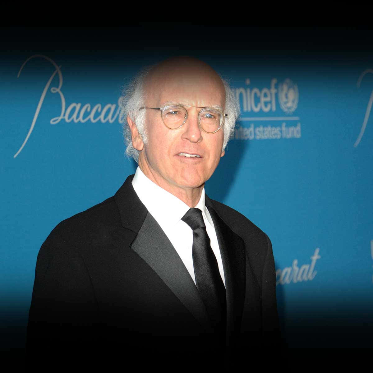 Larry David, black tuxedo, glasses, SD Desktop Wallpaper