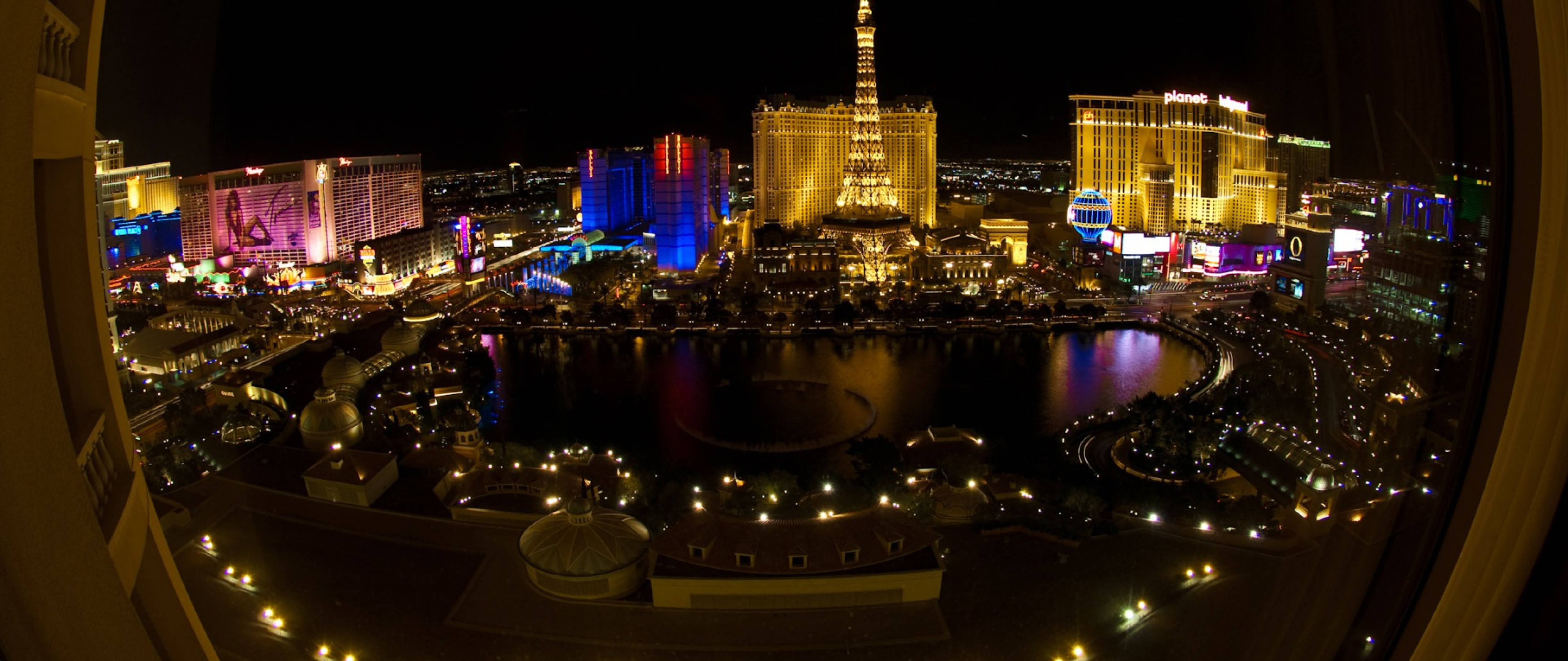 Las Vegas, neon lights, night, 5K Desktop Wallpaper