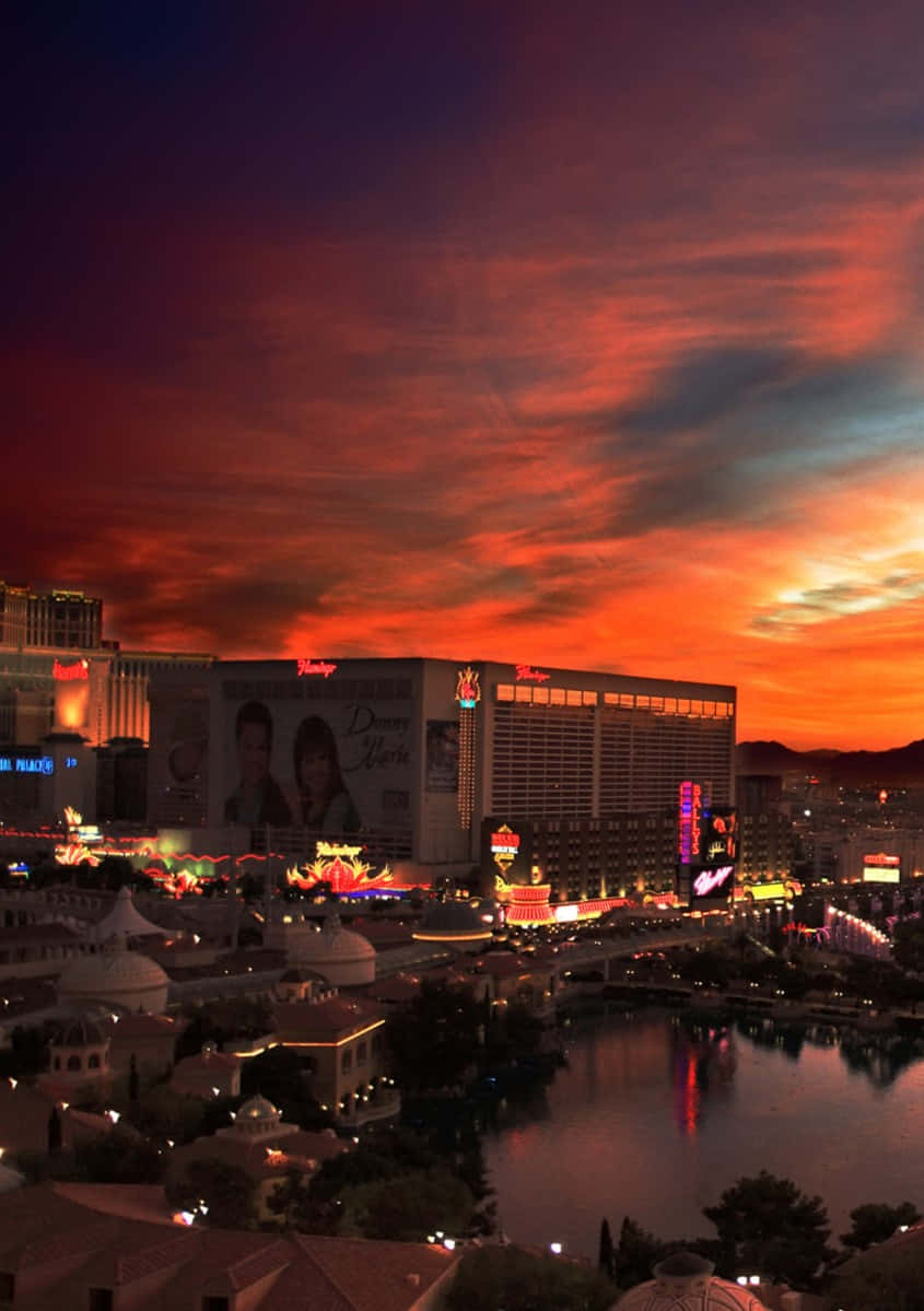 Las Vegas, sunset, fiery orange clouds, SD Phone Wallpaper
