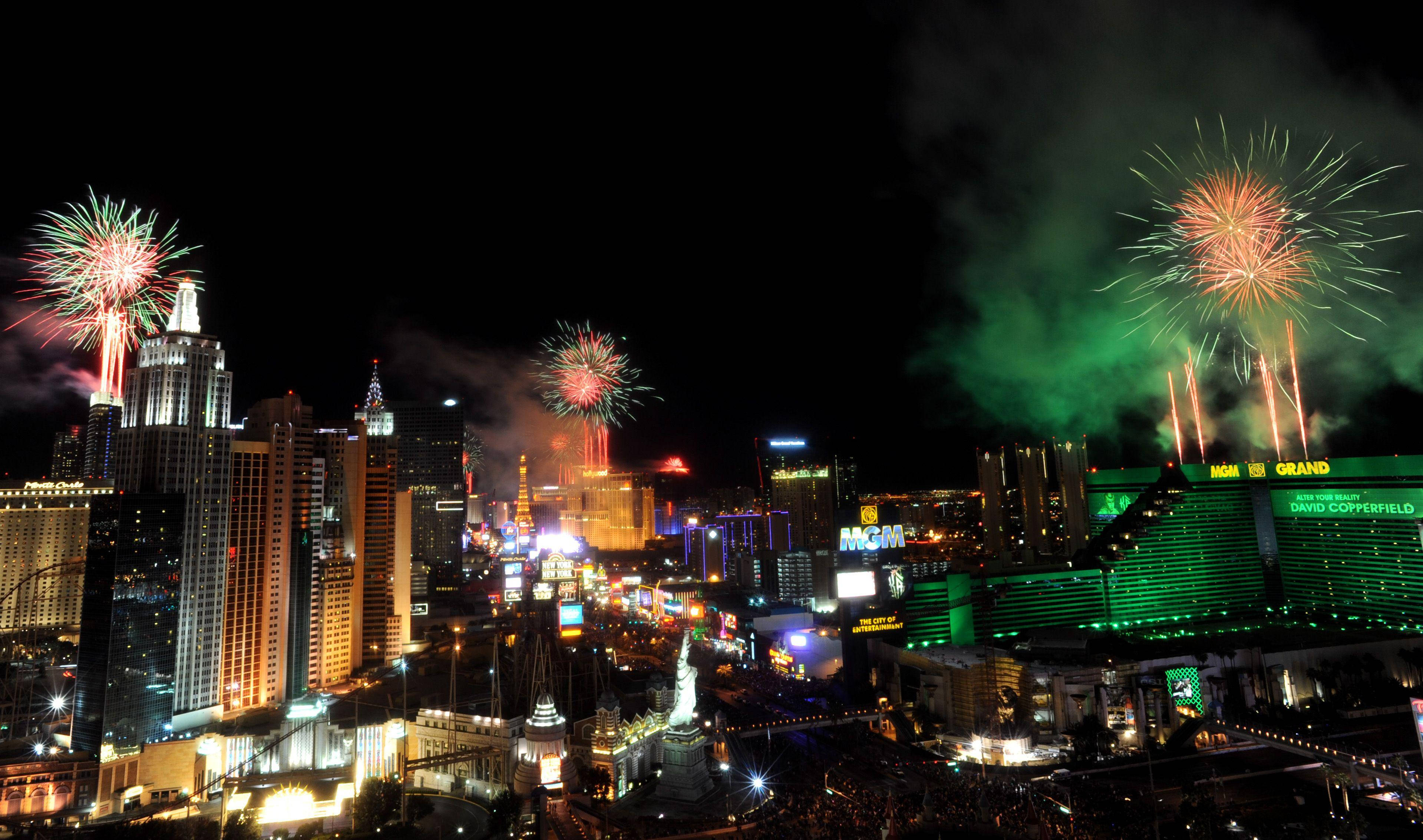 Las Vegas Strip, fireworks display, nighttime cityscape, 2K Desktop Wallpaper